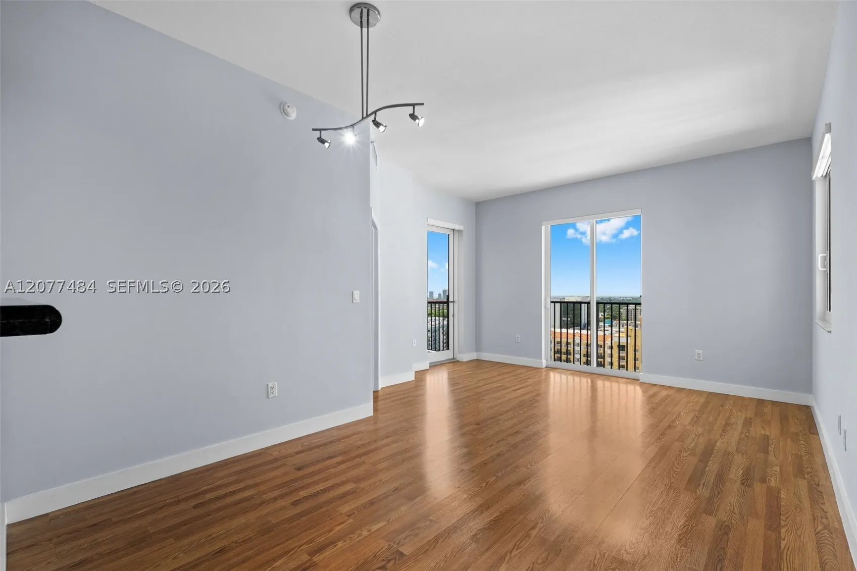 10 Aragon Ave #1601