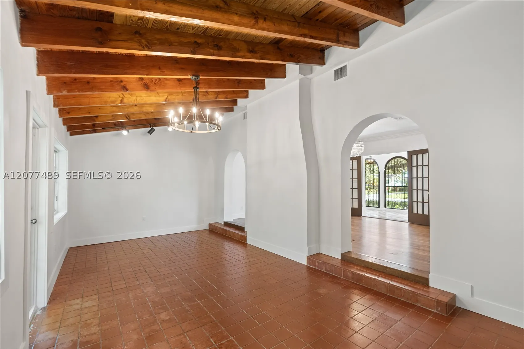 1202 Granada Blvd