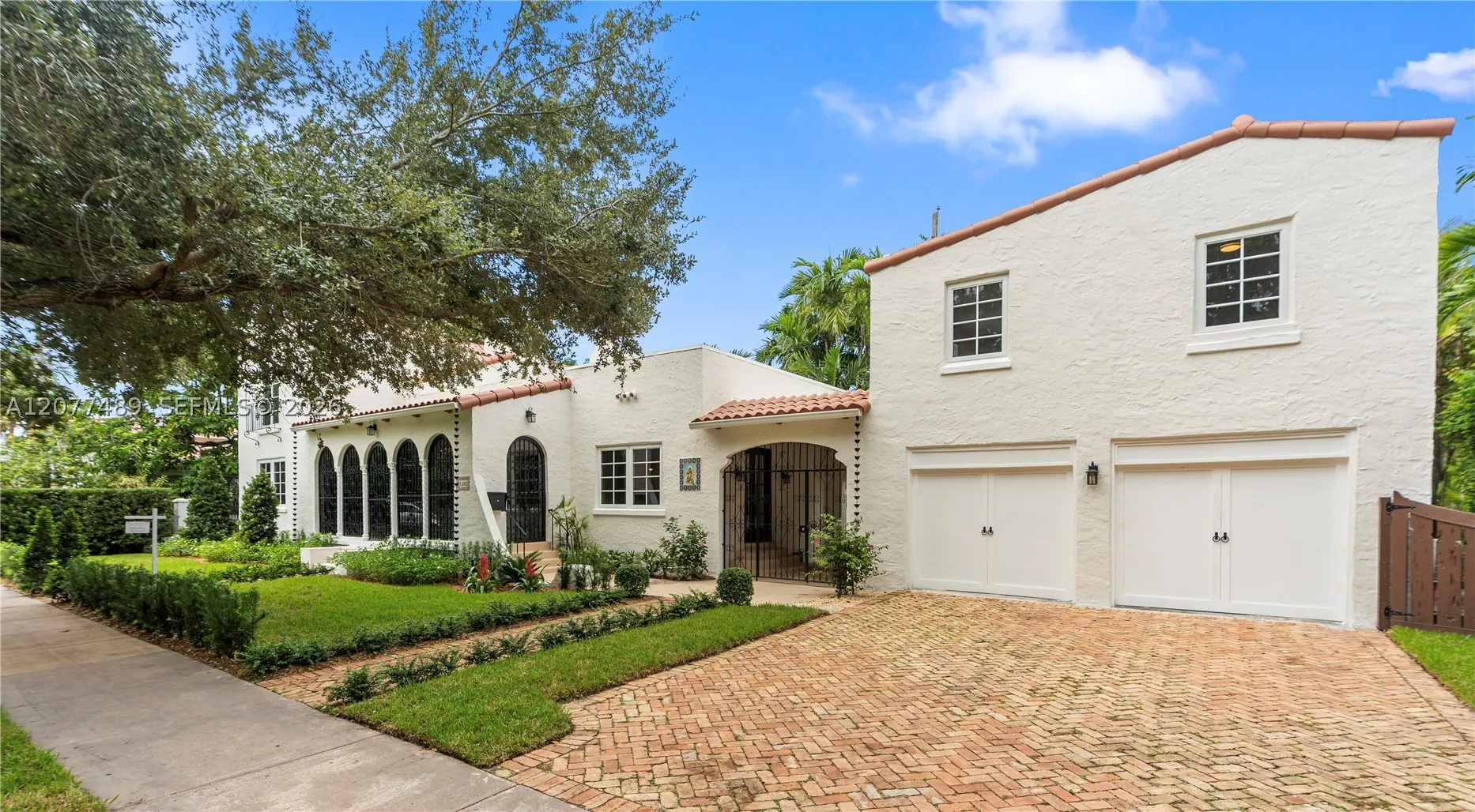 1202 Granada Blvd