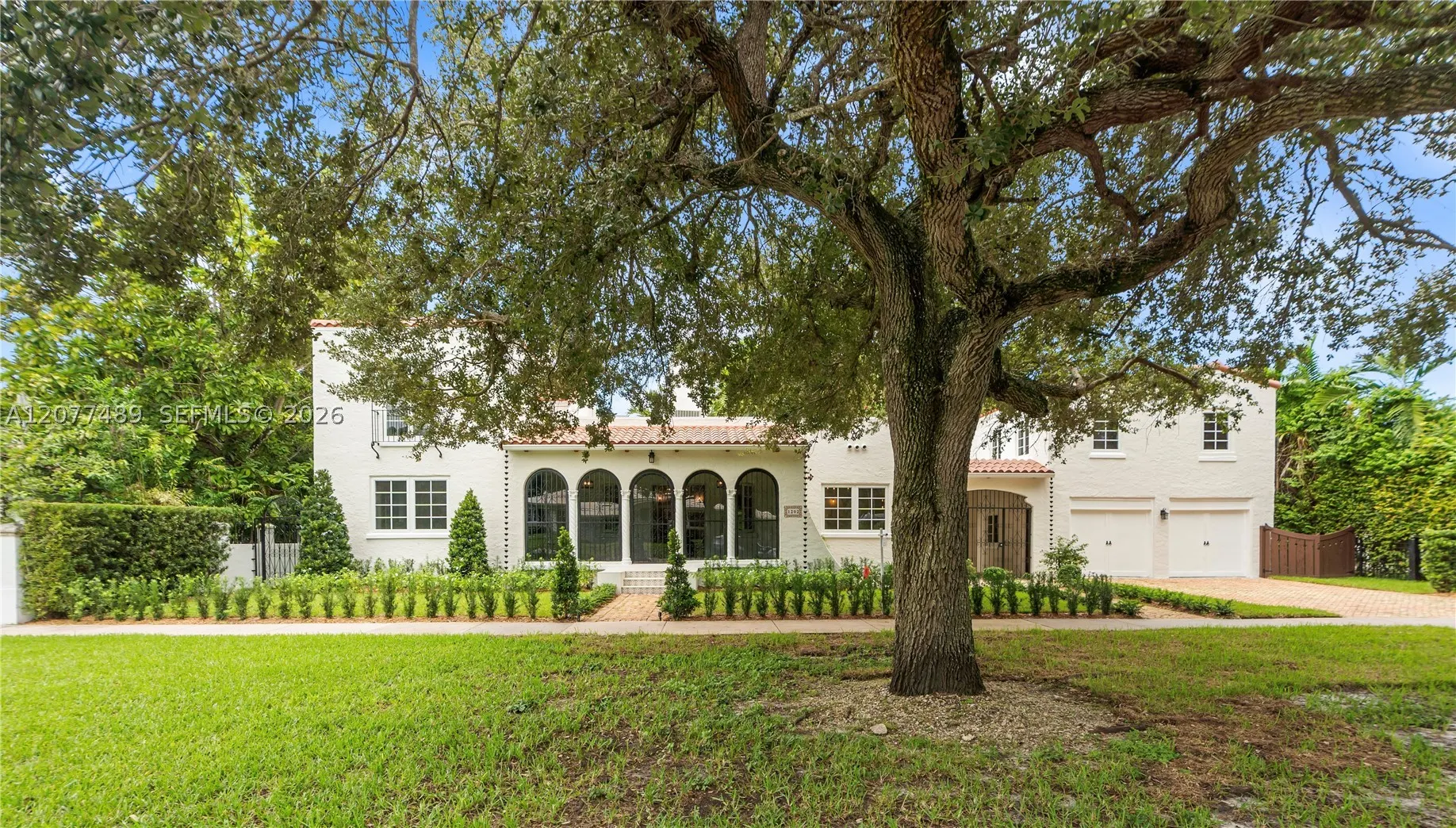 1202 Granada Blvd