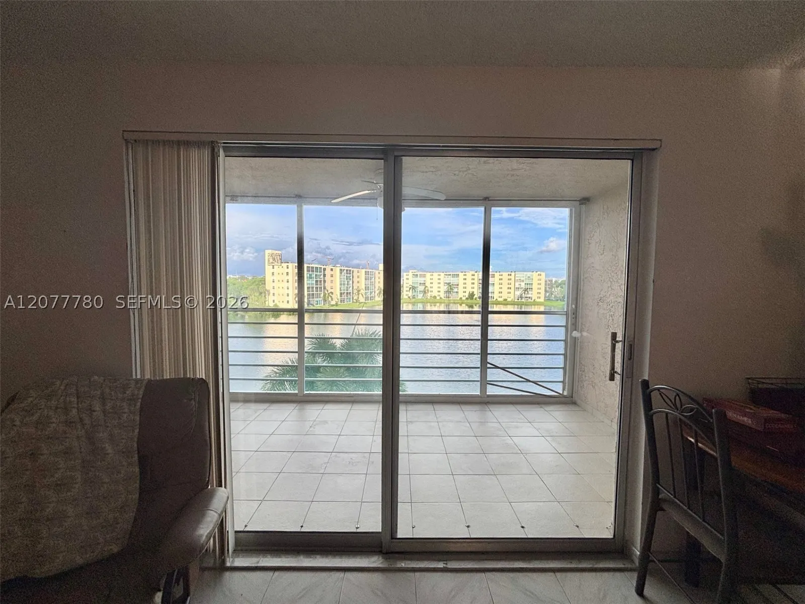 141 SE 3rd Ave #402