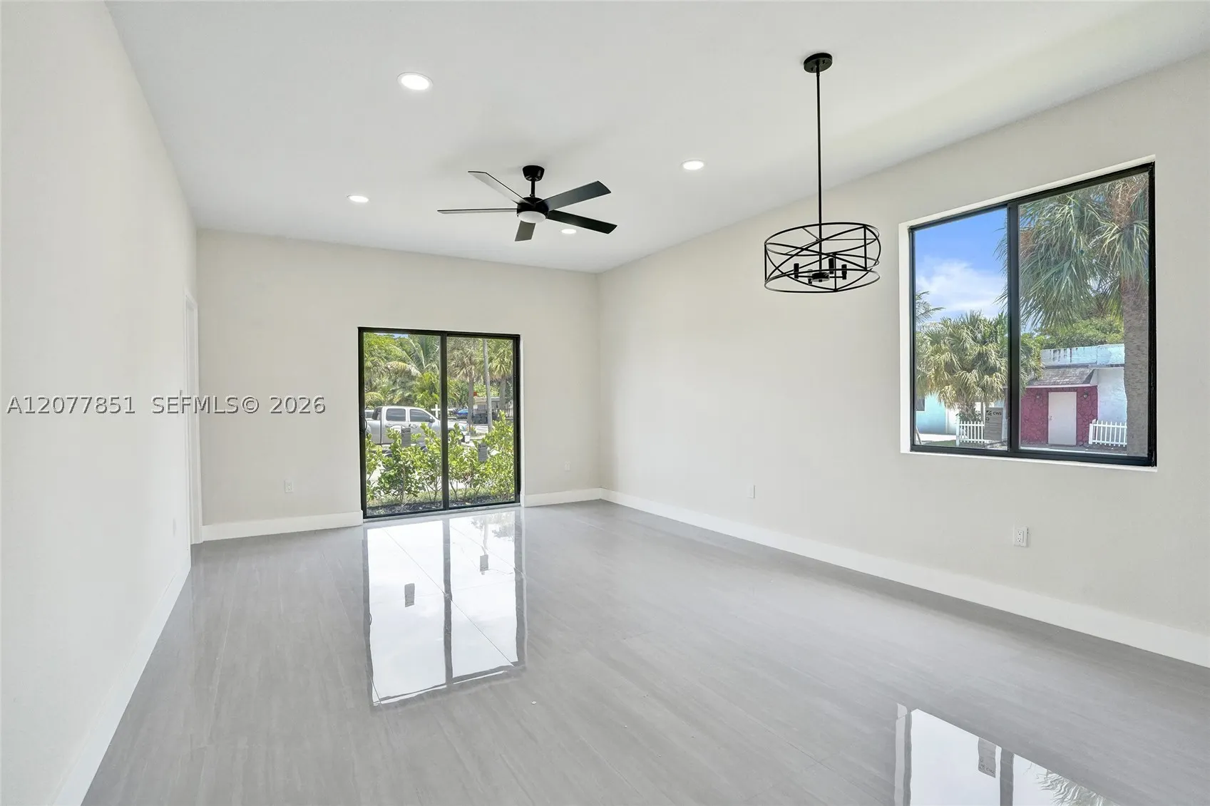 599 SW 12th Ave