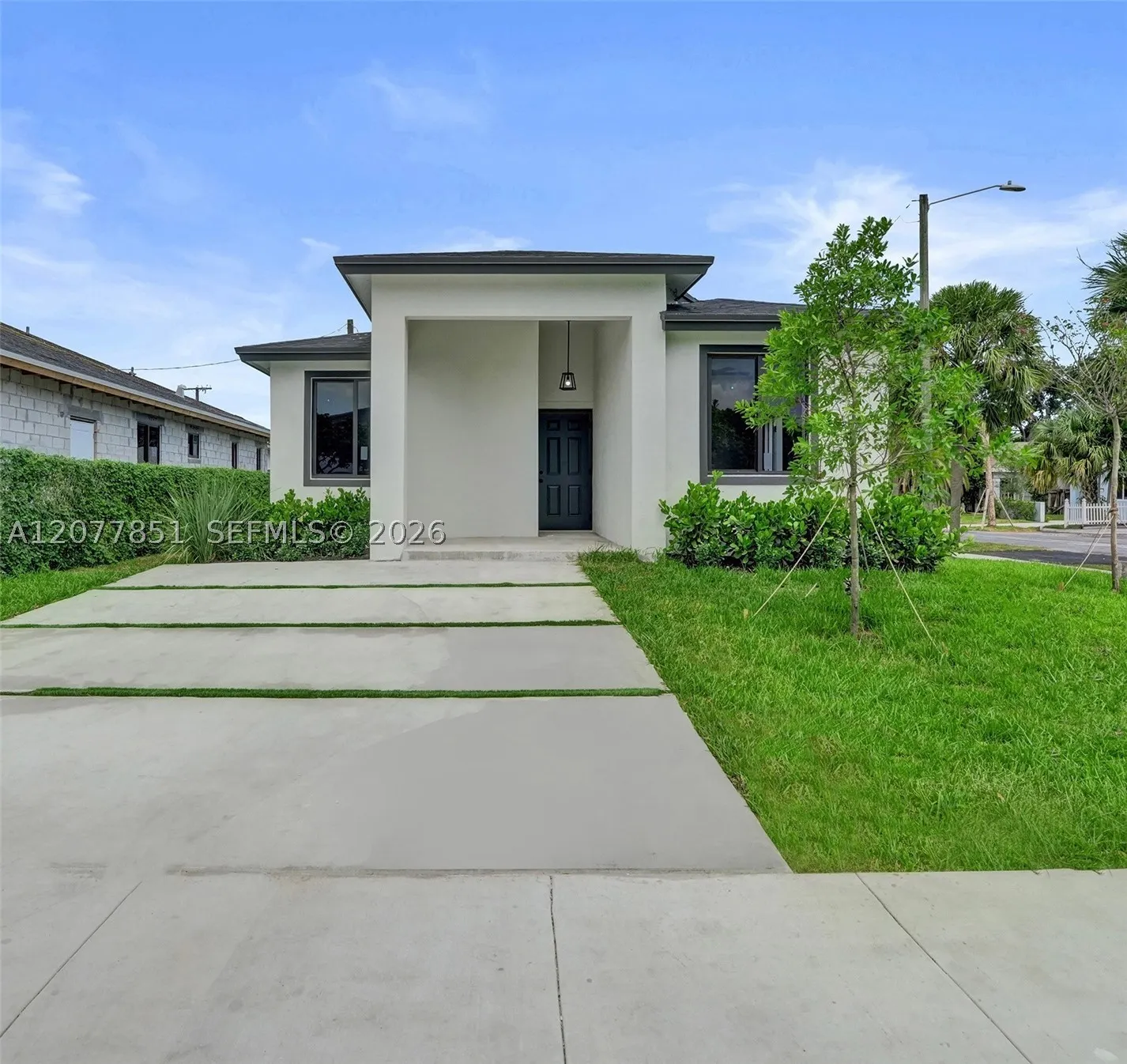 599 SW 12th Ave