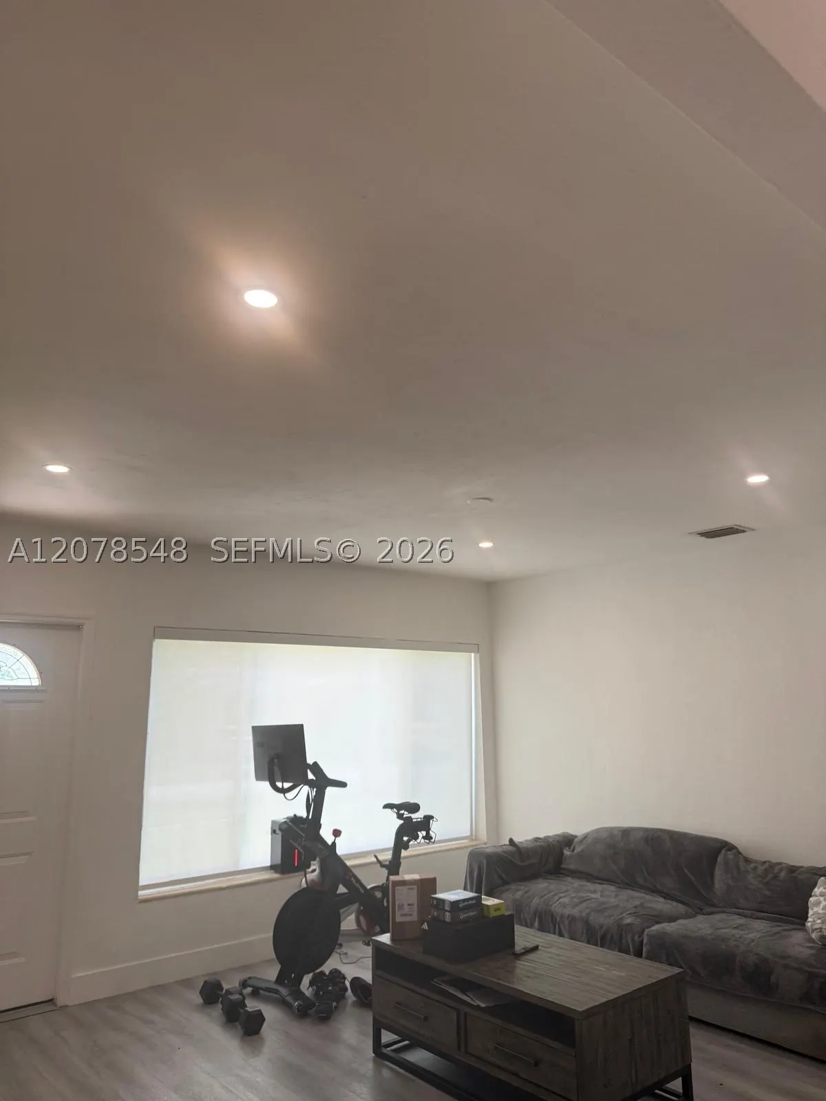 270 NE 169th St