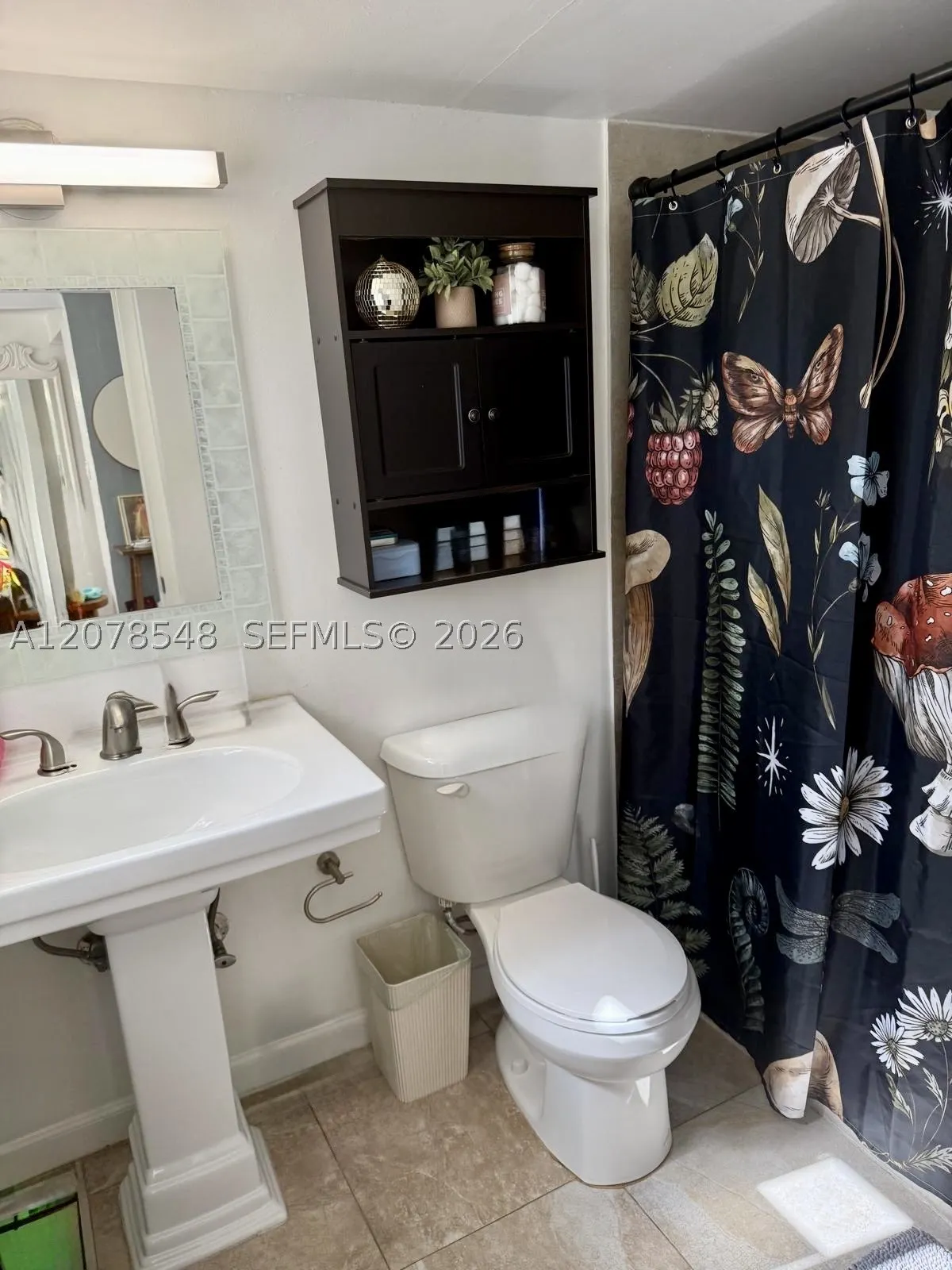 270 NE 169th St