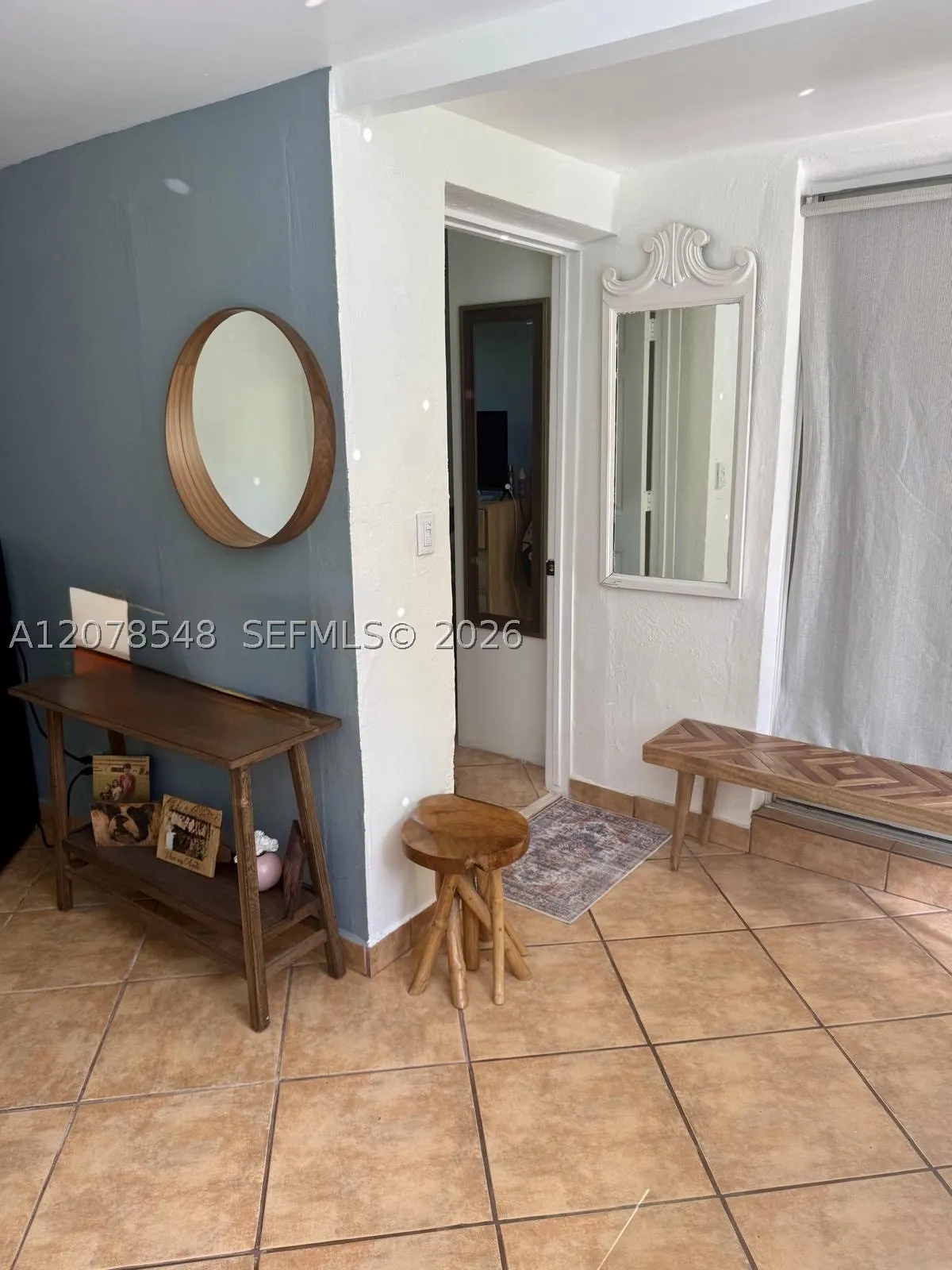 270 NE 169th St