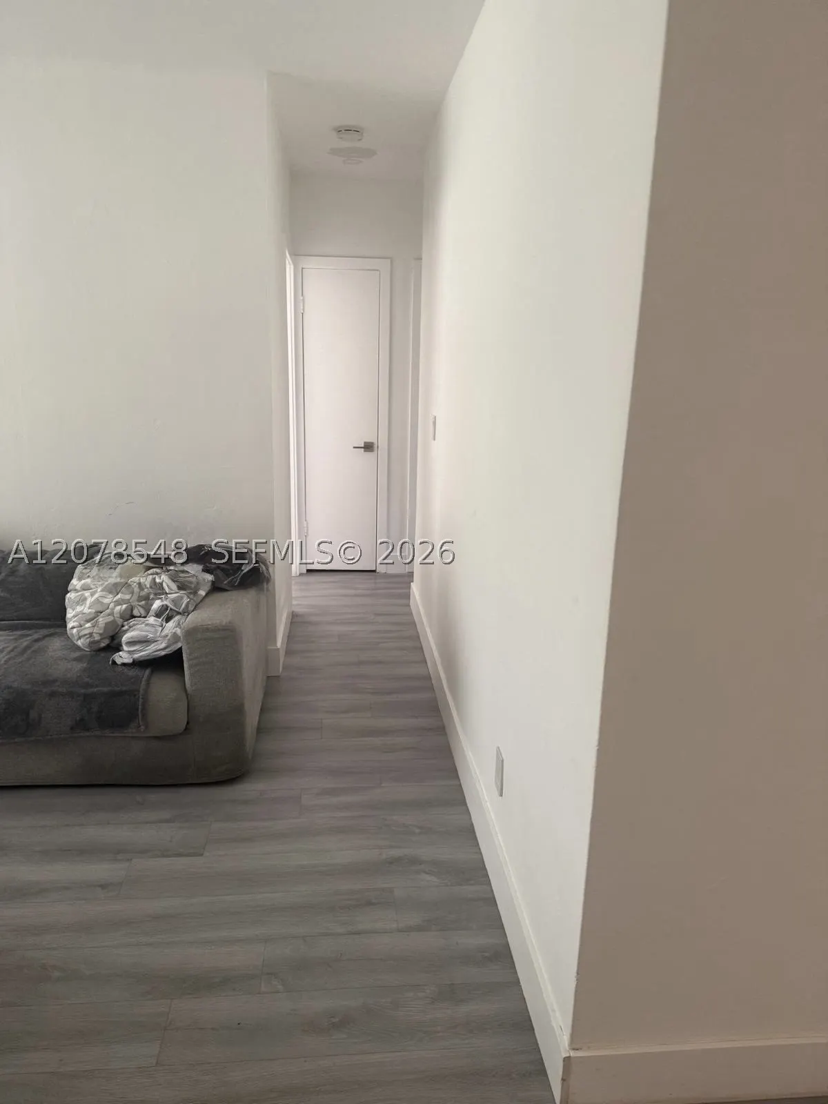 270 NE 169th St