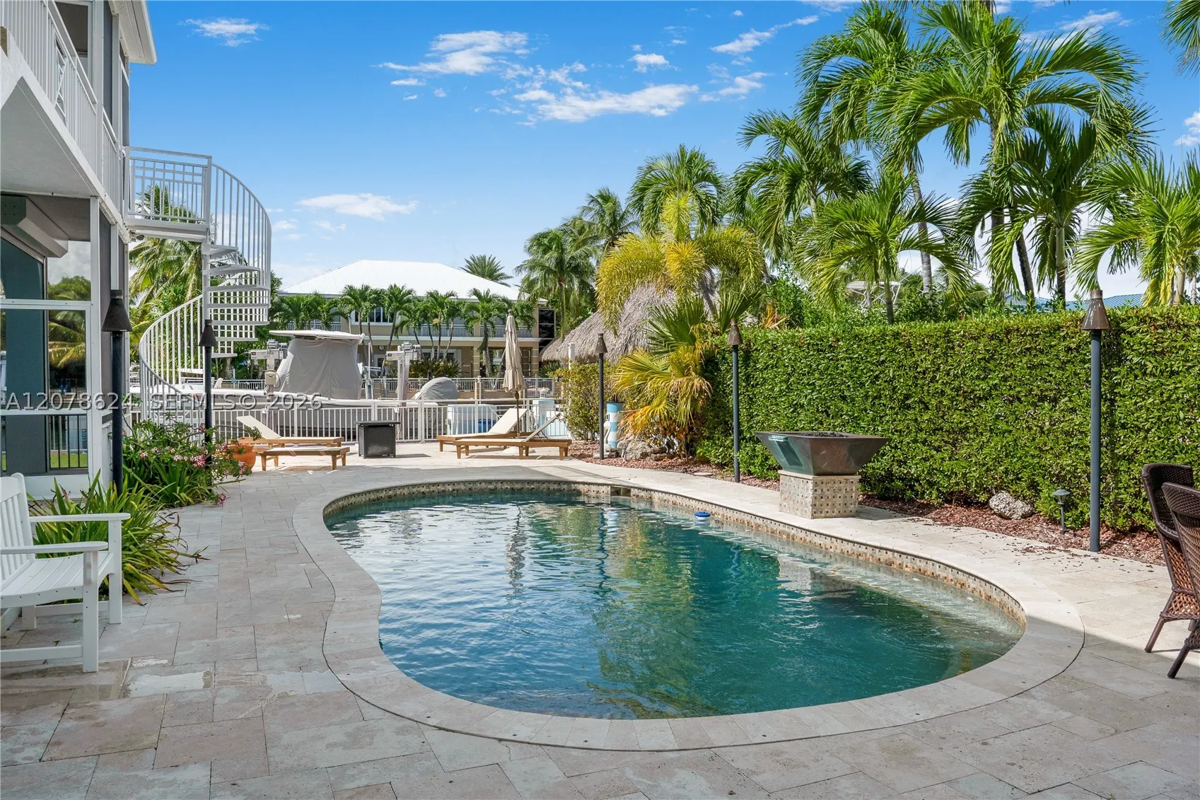 148 Giardino Dr