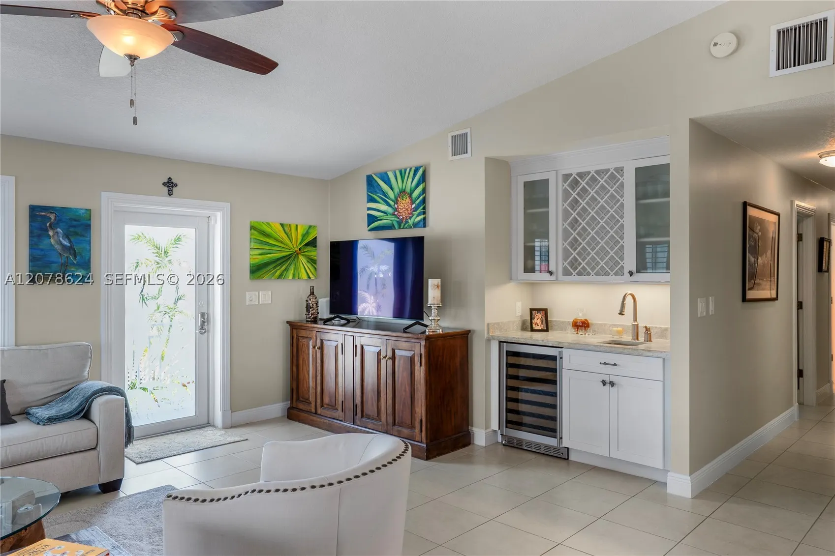 148 Giardino Dr