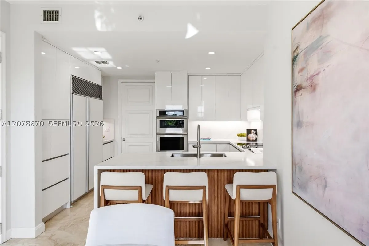 13633 Deering Bay Dr #256
