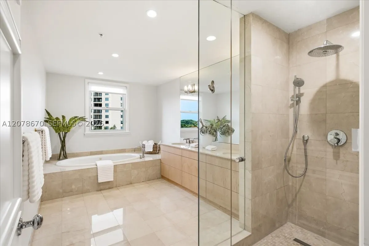13633 Deering Bay Dr #256