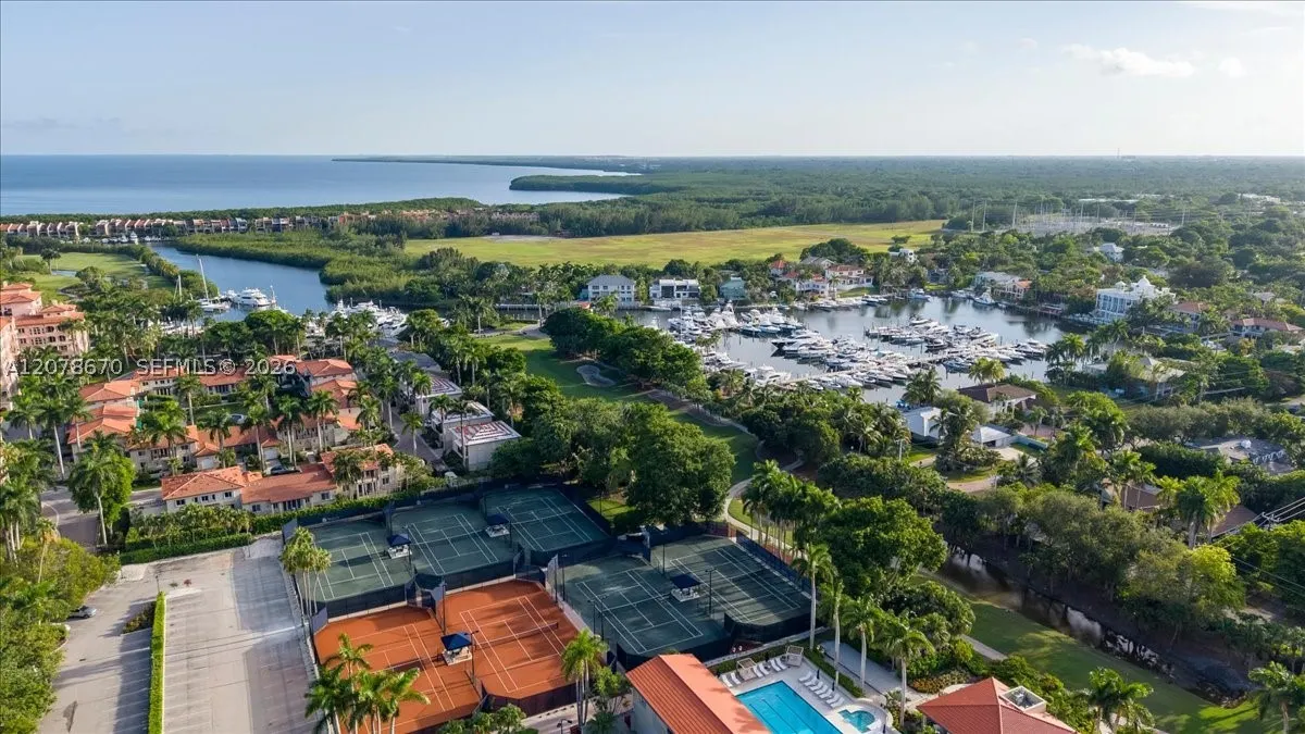 13633 Deering Bay Dr #256