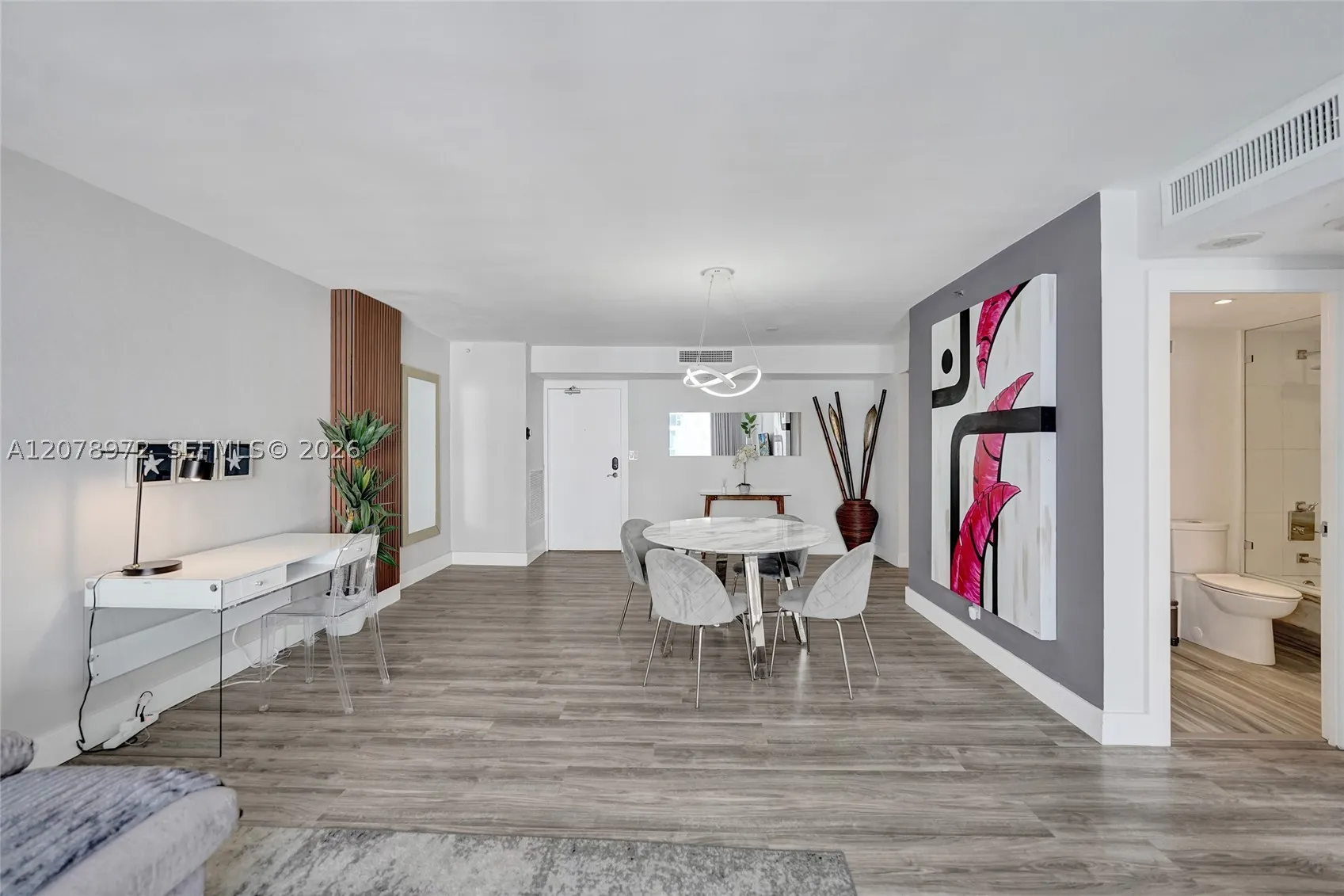 9195 Collins Ave #1109