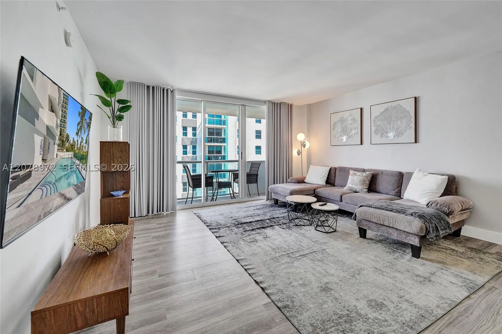 9195 Collins Ave #1109