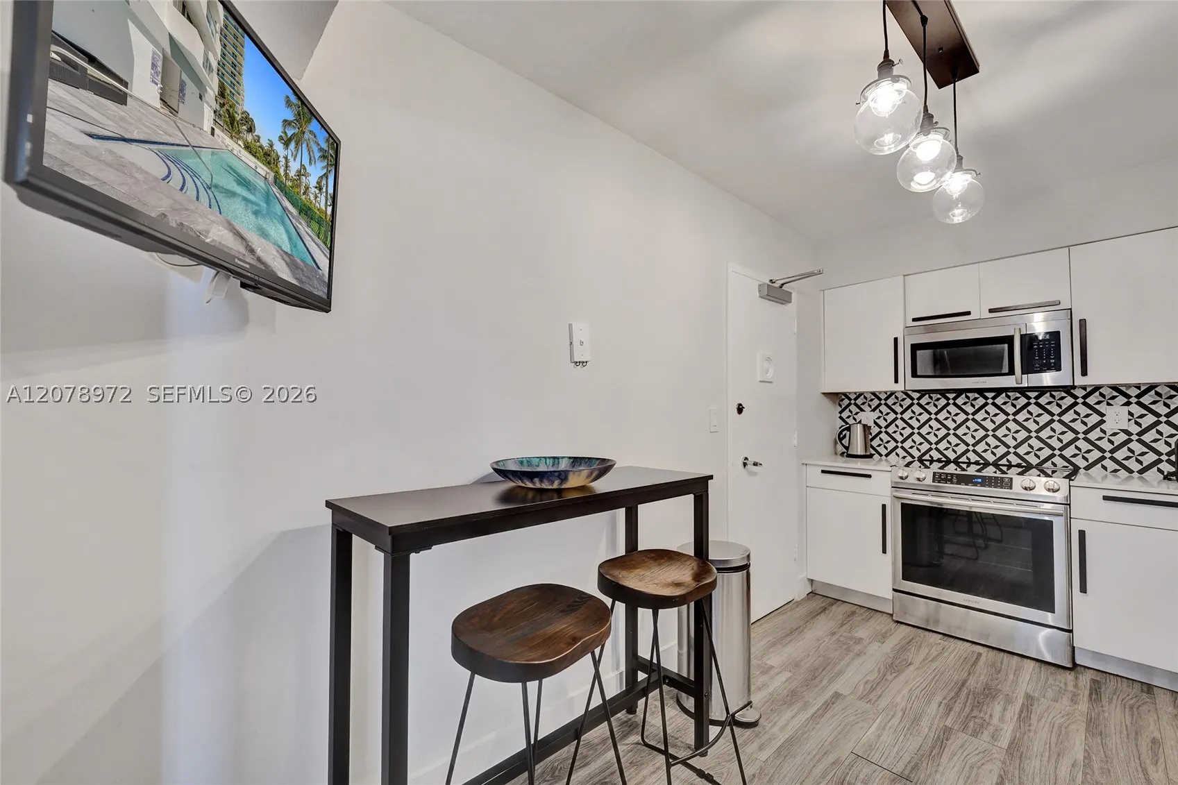 9195 Collins Ave #1109