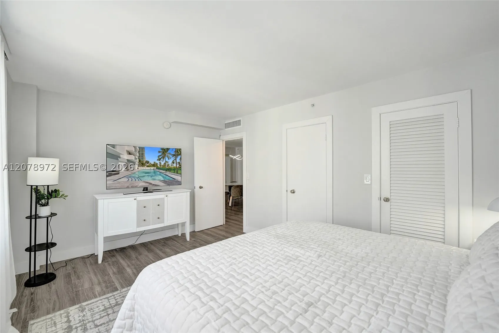 9195 Collins Ave #1109