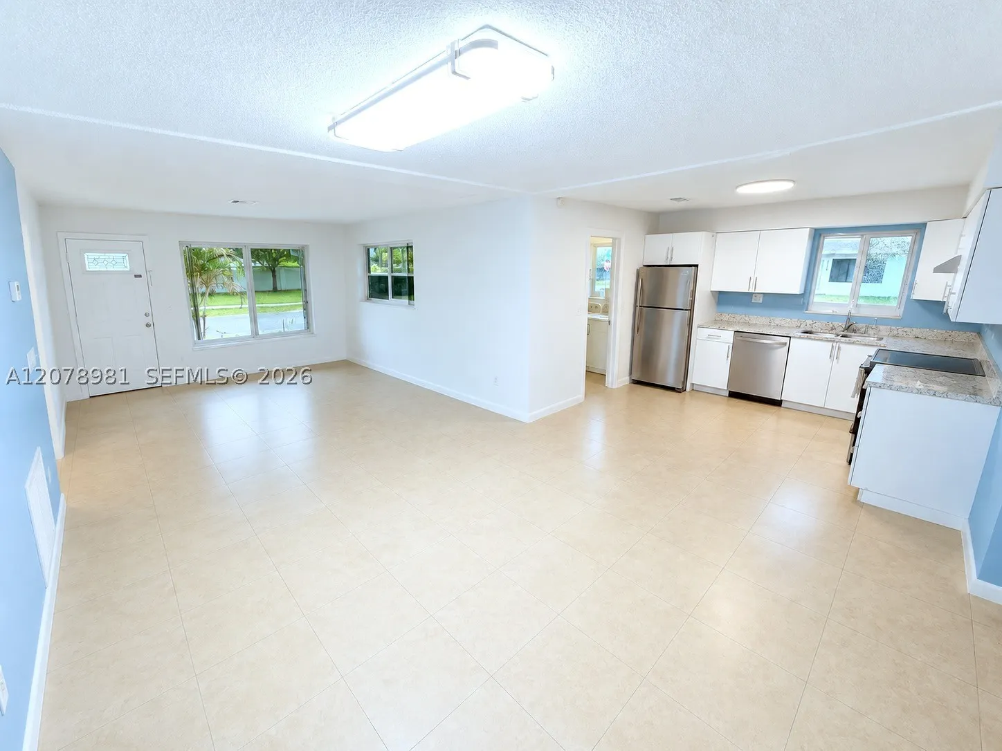 4940 SW 25th Ave