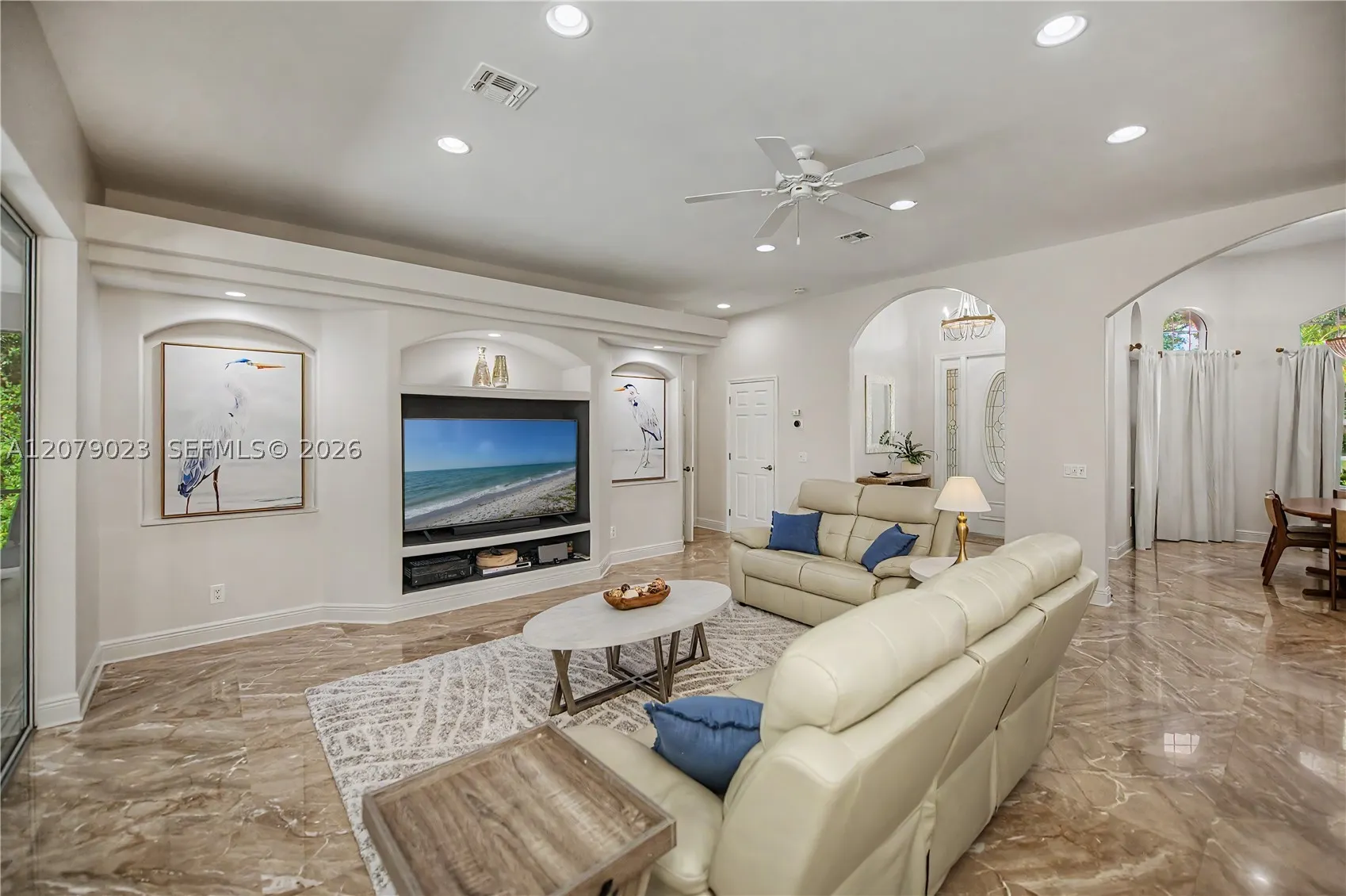 4033 Oak Haven Dr.