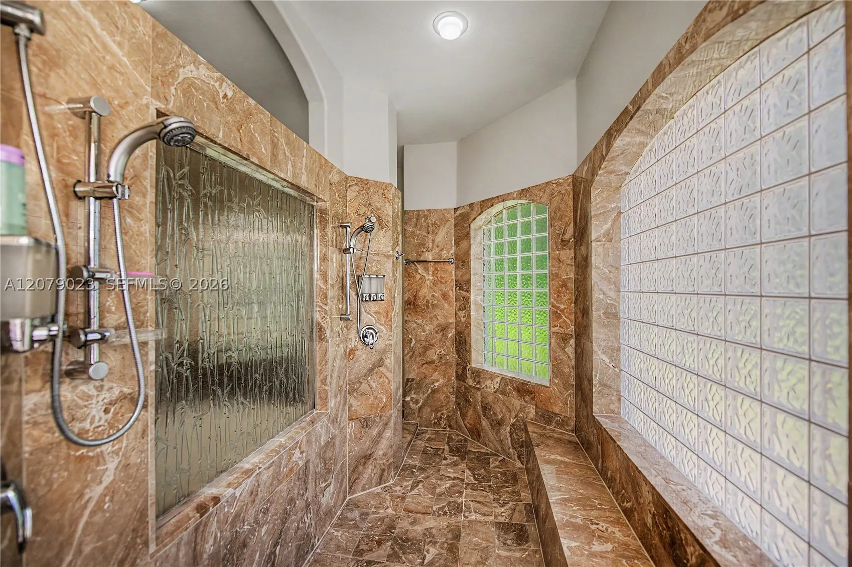 4033 Oak Haven Dr.