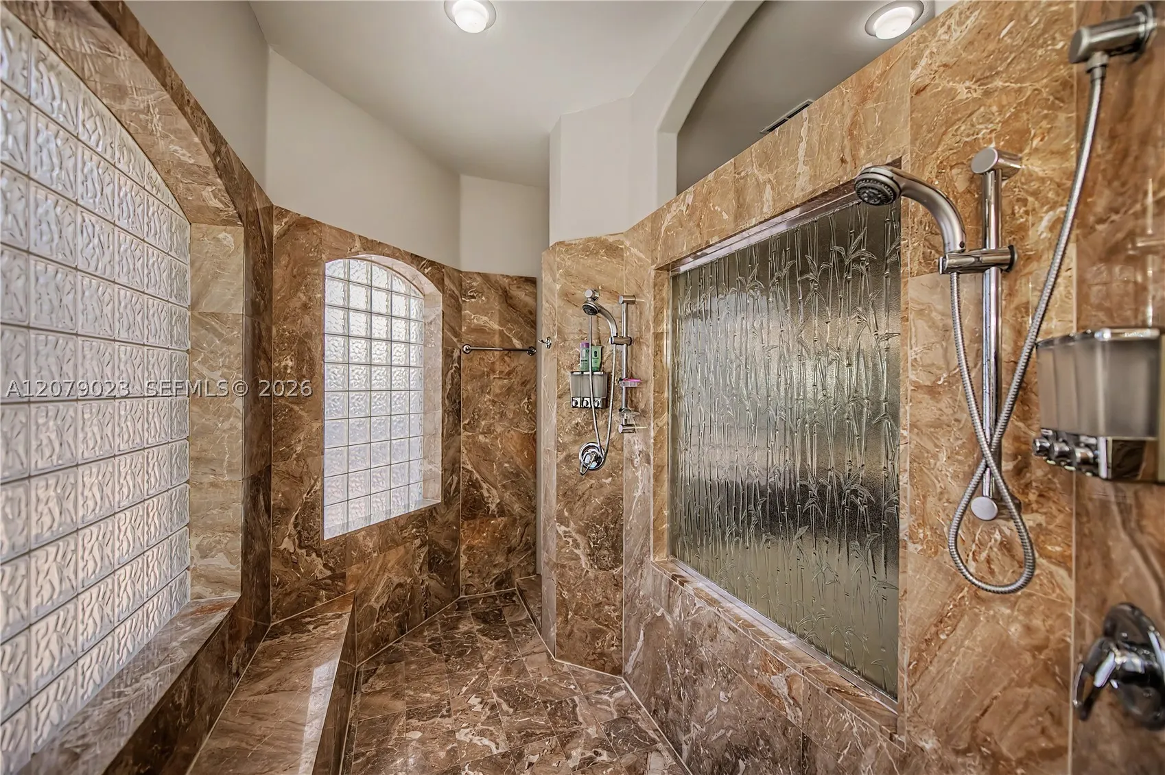 4033 Oak Haven Dr.