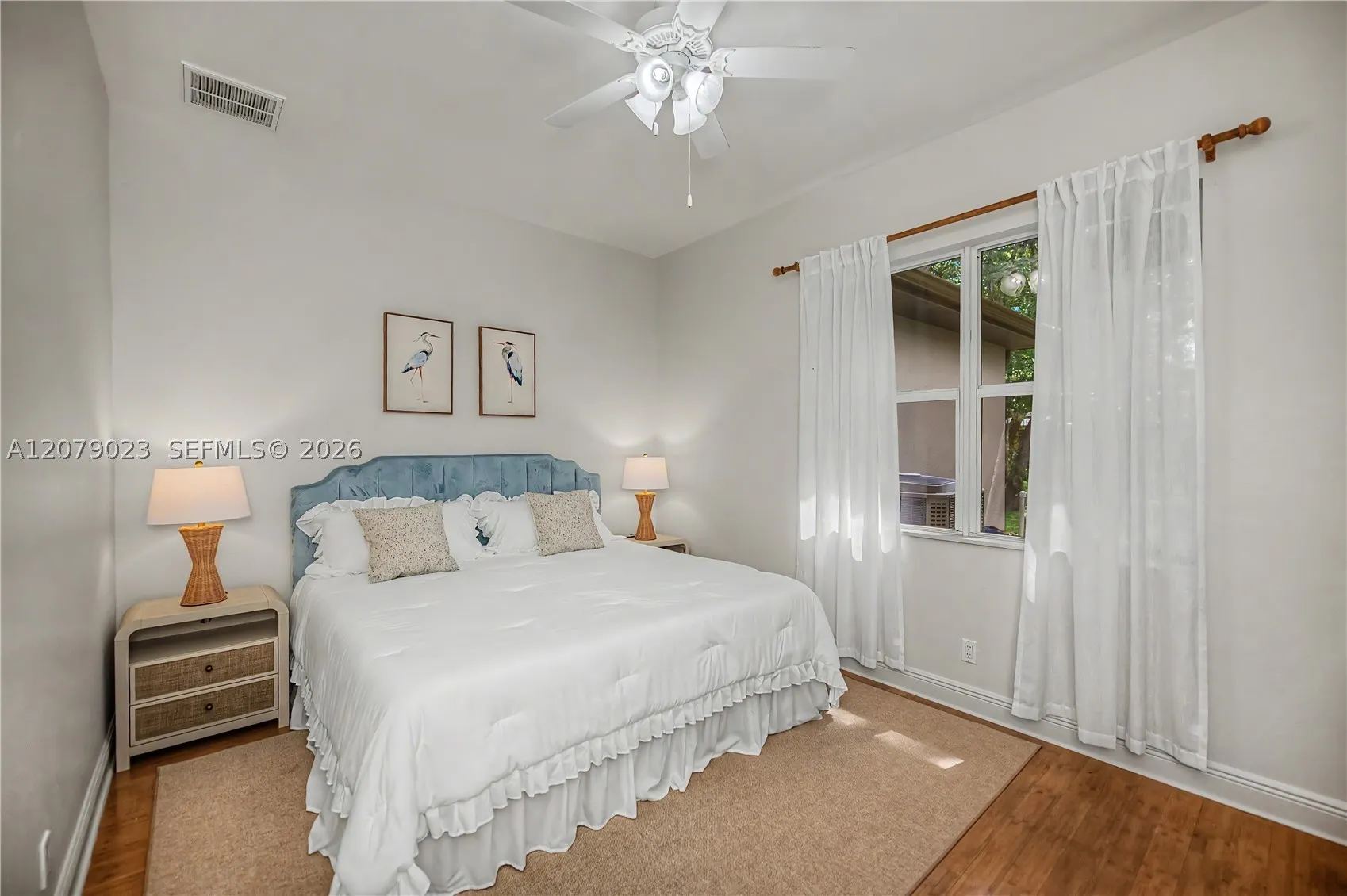 4033 Oak Haven Dr.
