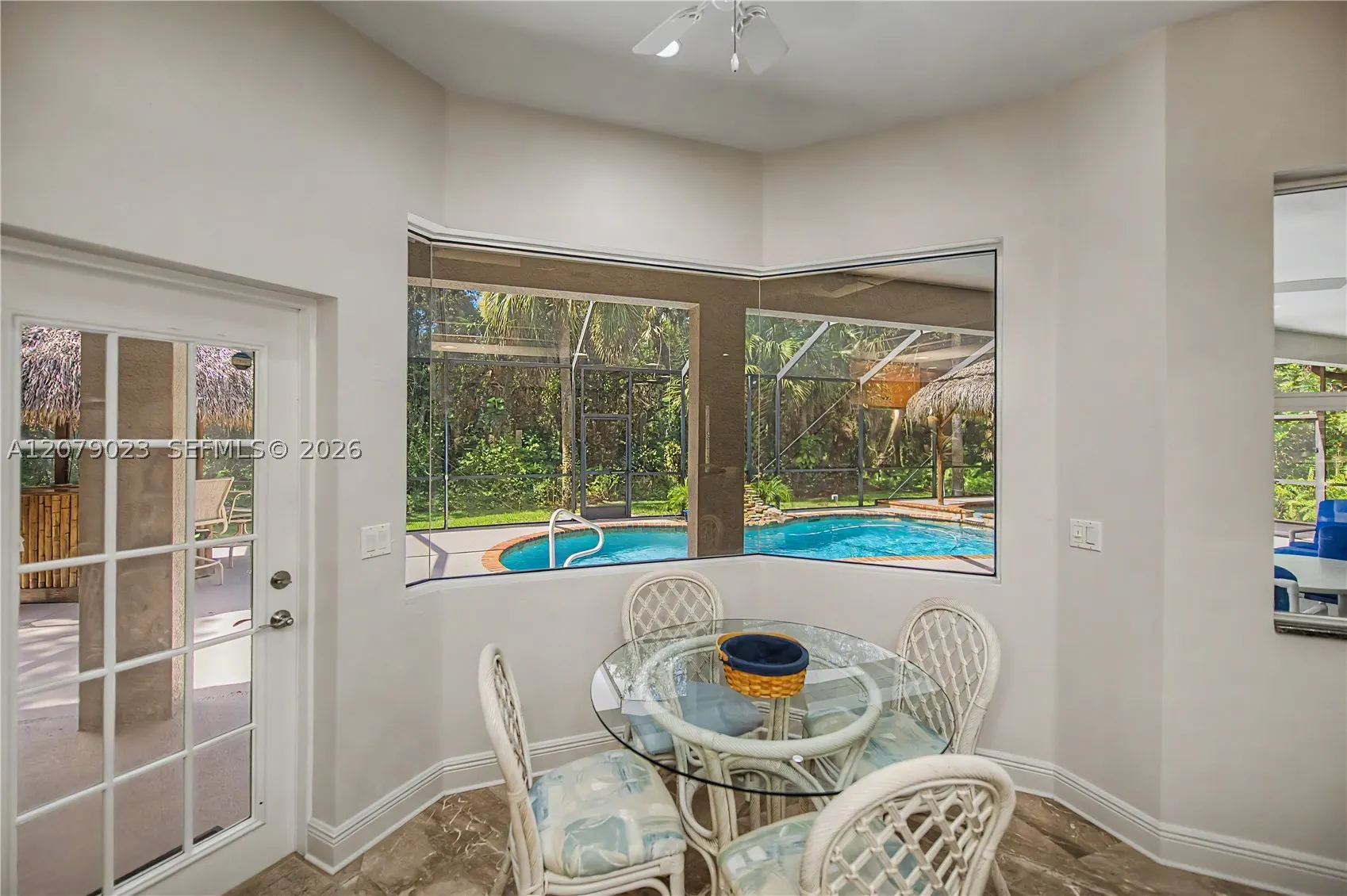4033 Oak Haven Dr.