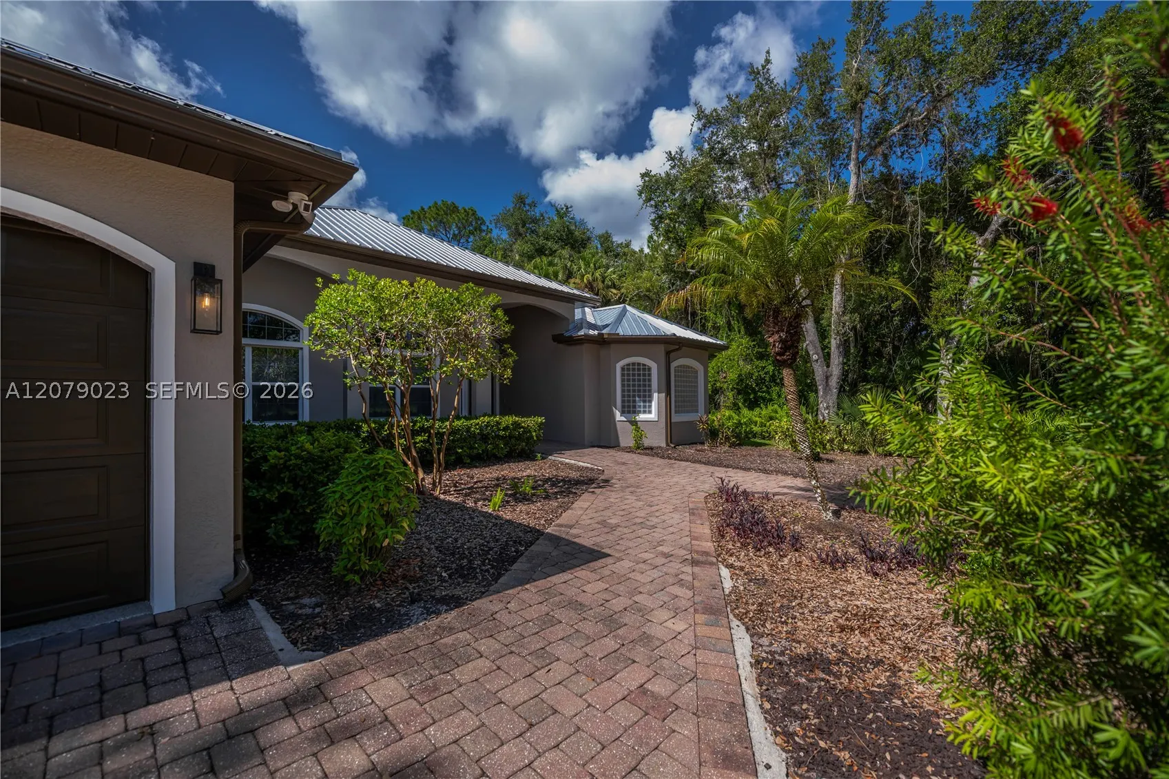 4033 Oak Haven Dr.