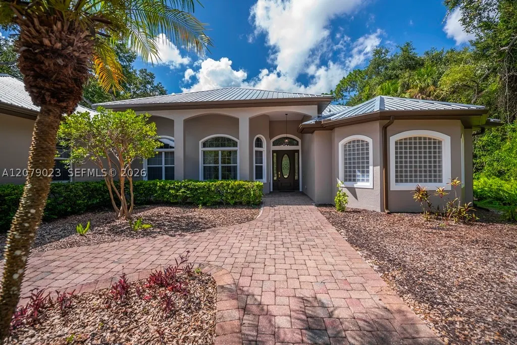 4033 Oak Haven Dr.