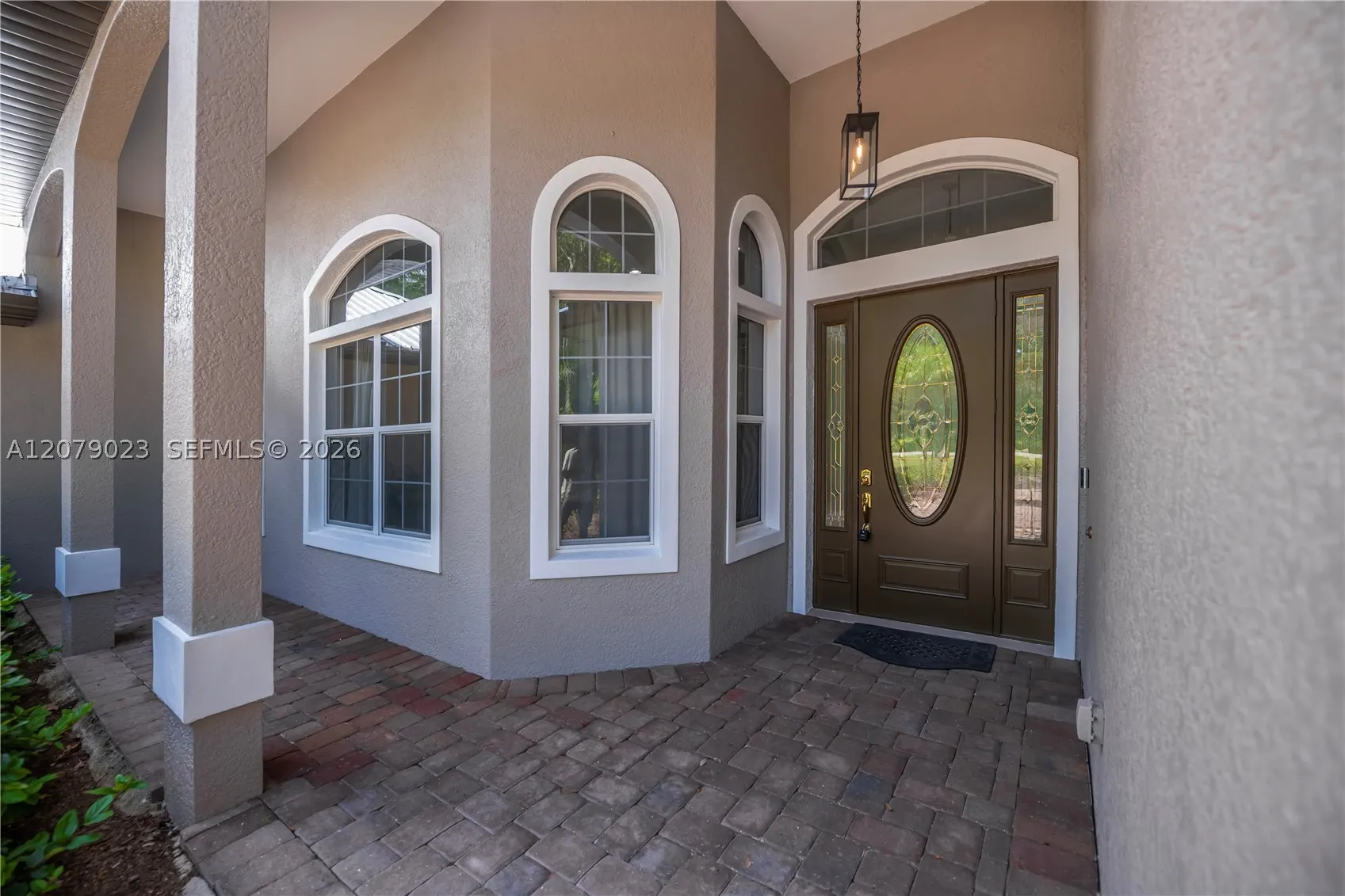 4033 Oak Haven Dr.