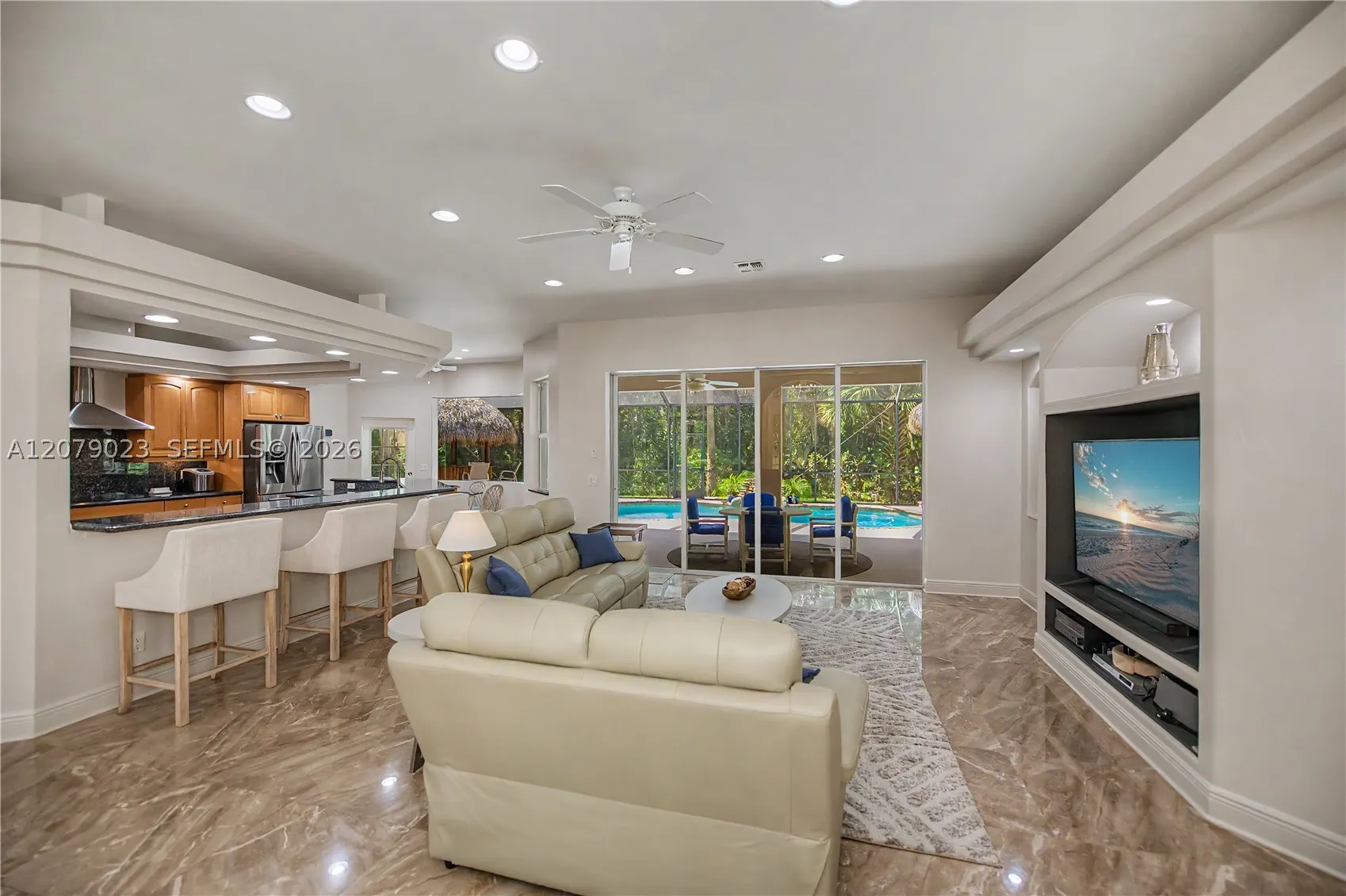 4033 Oak Haven Dr.