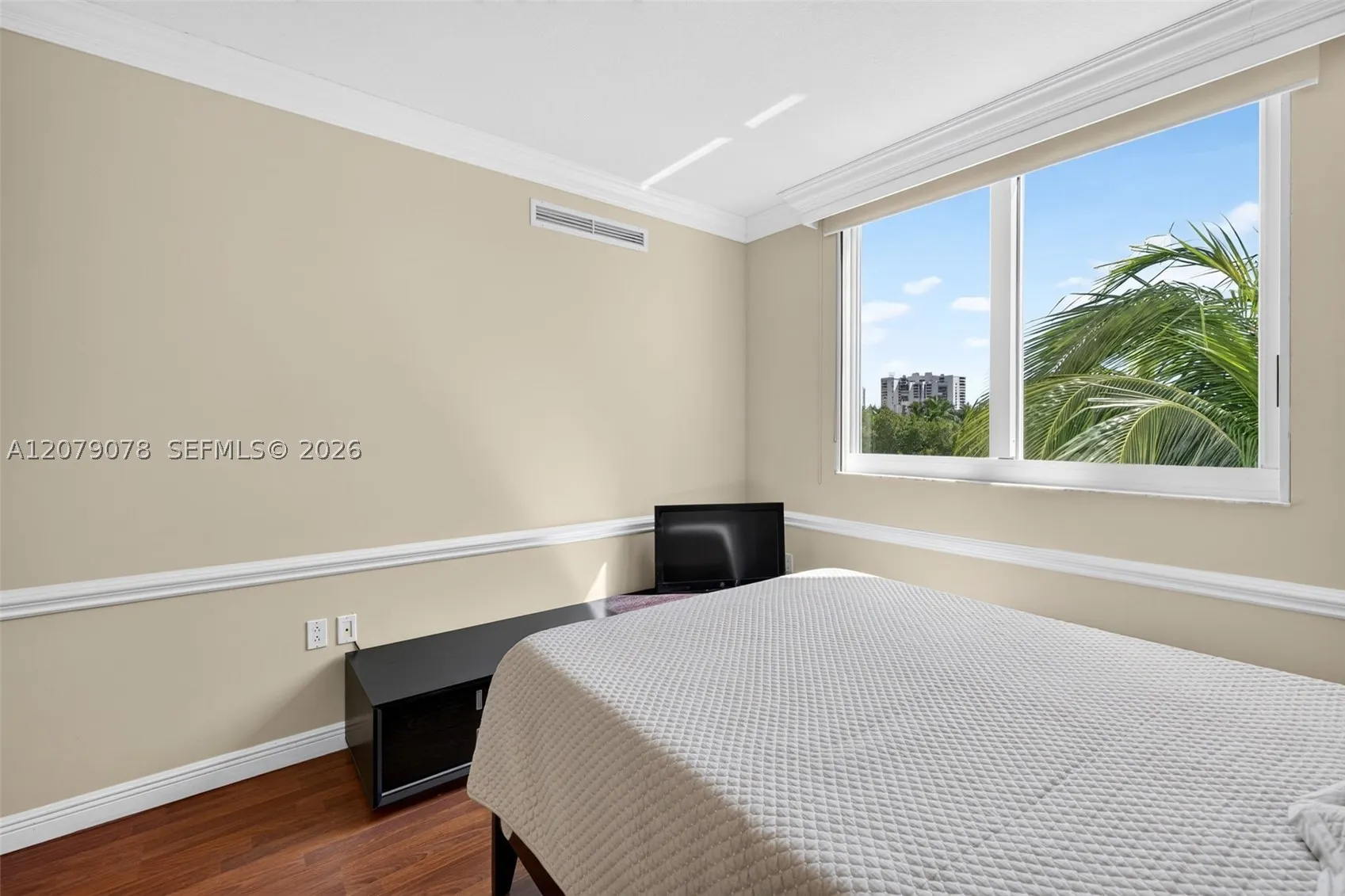 1755 E Hallandale Beach Blvd #305E