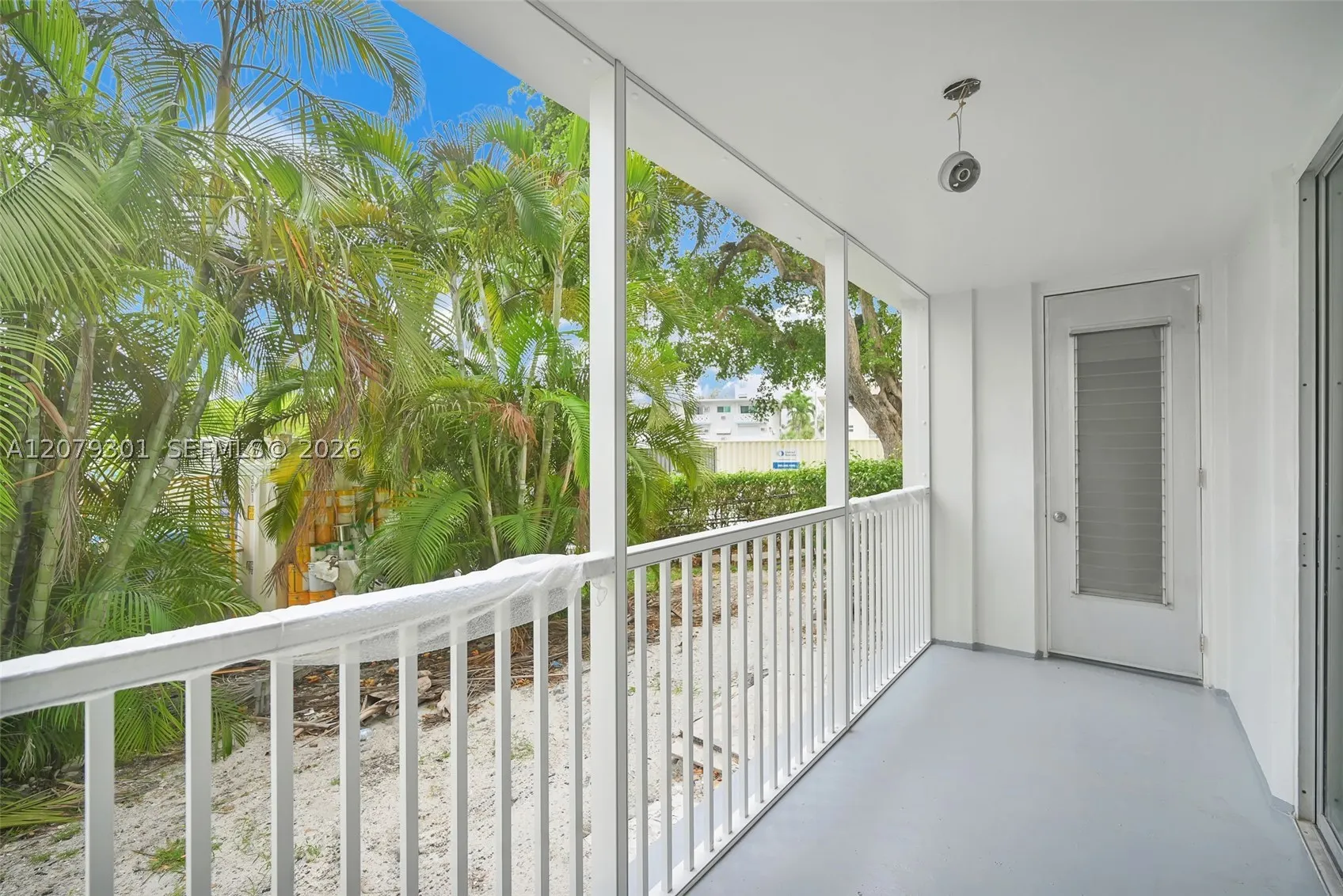 100 Golden Isles Dr #109