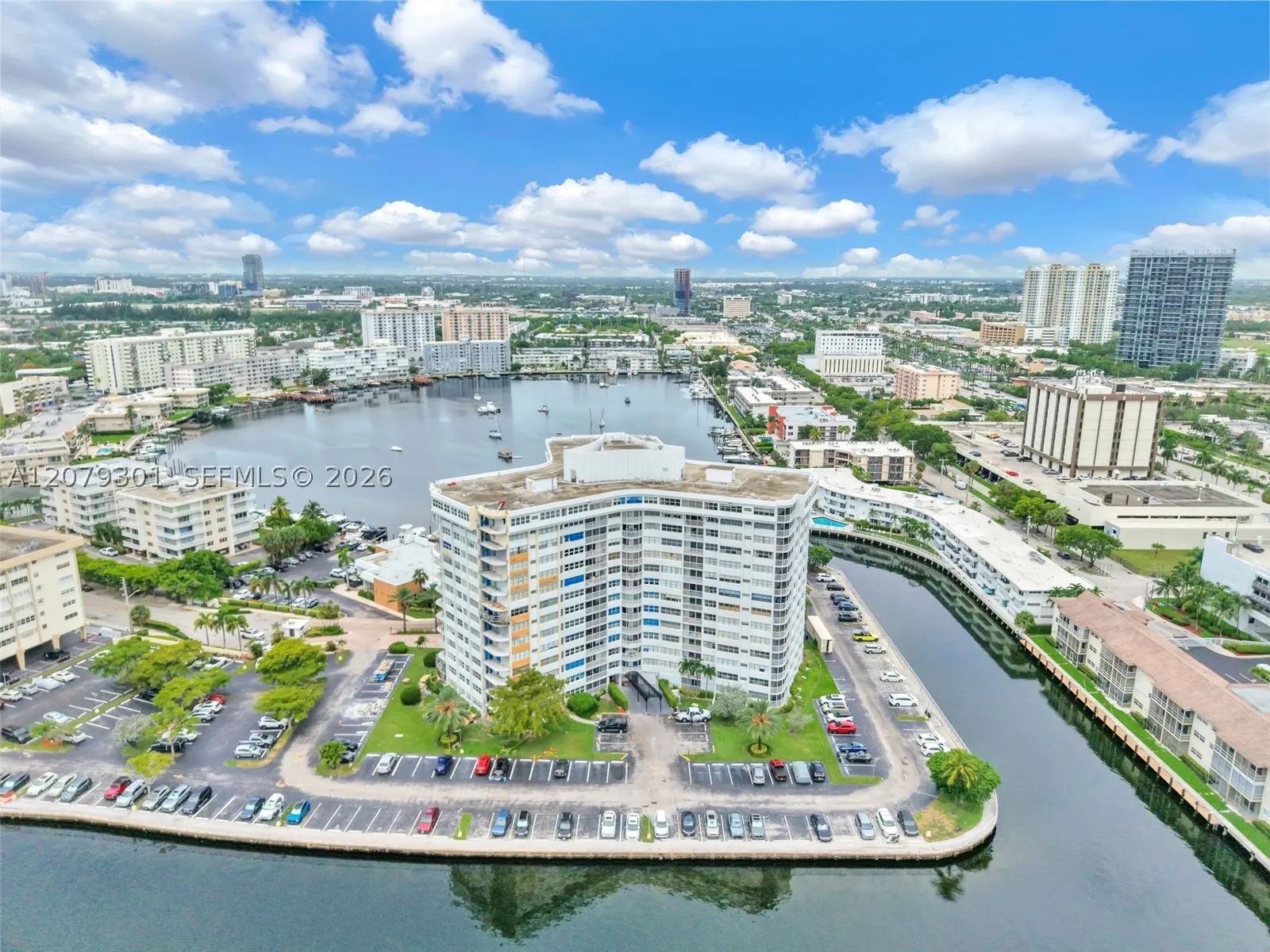100 Golden Isles Dr #109