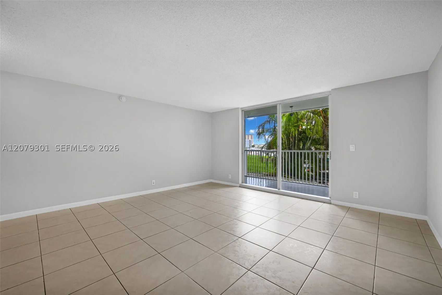 100 Golden Isles Dr #109
