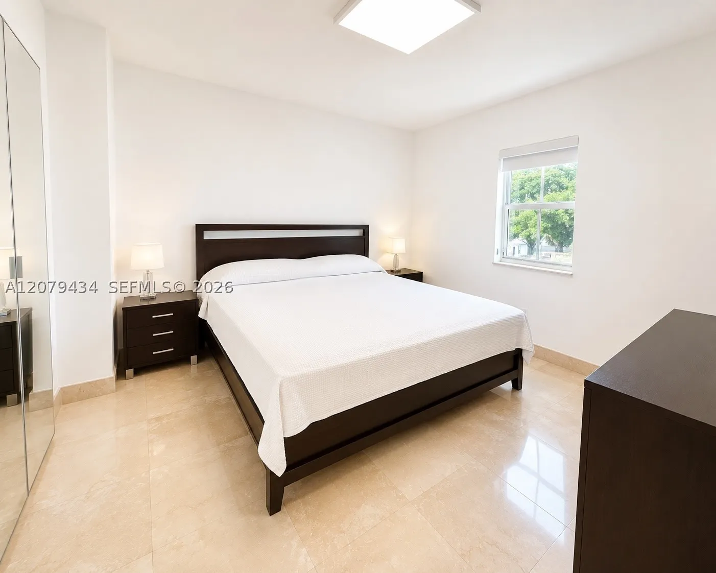 101 Sidonia Ave #205