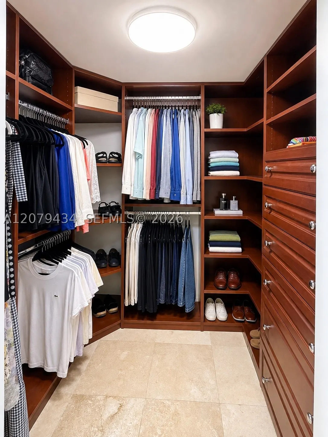 101 Sidonia Ave #205