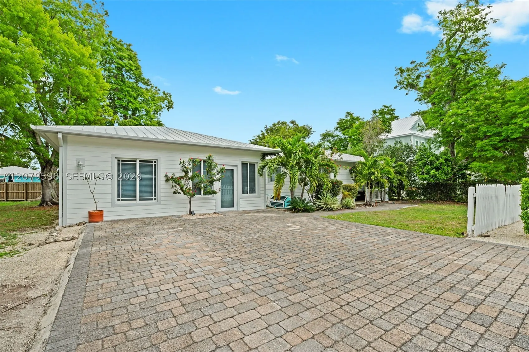 4 Transylvania Ave #B