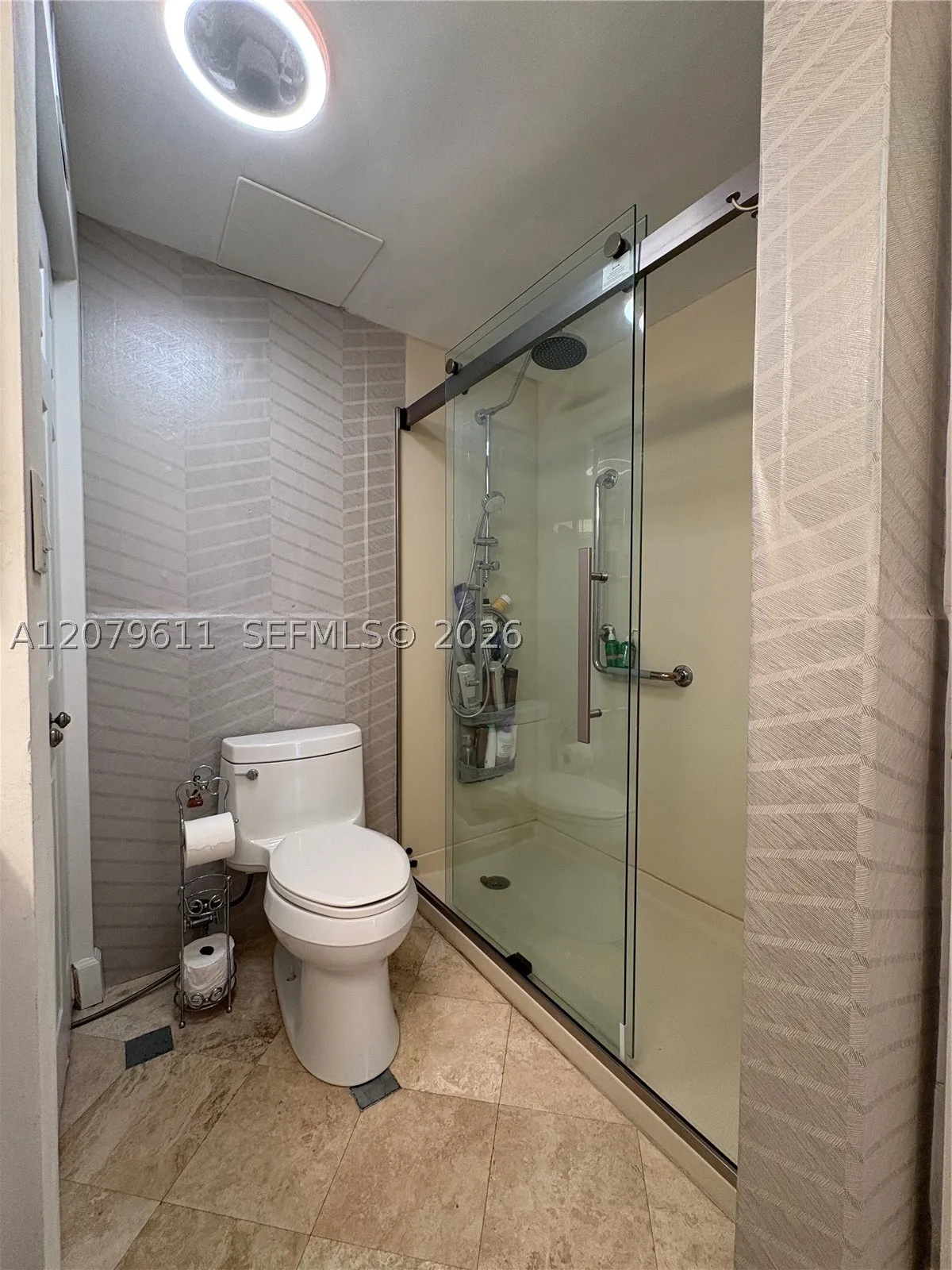 700 Biltmore Way #504