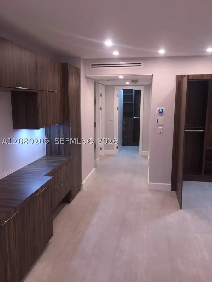 9801 Collins Ave #12Q