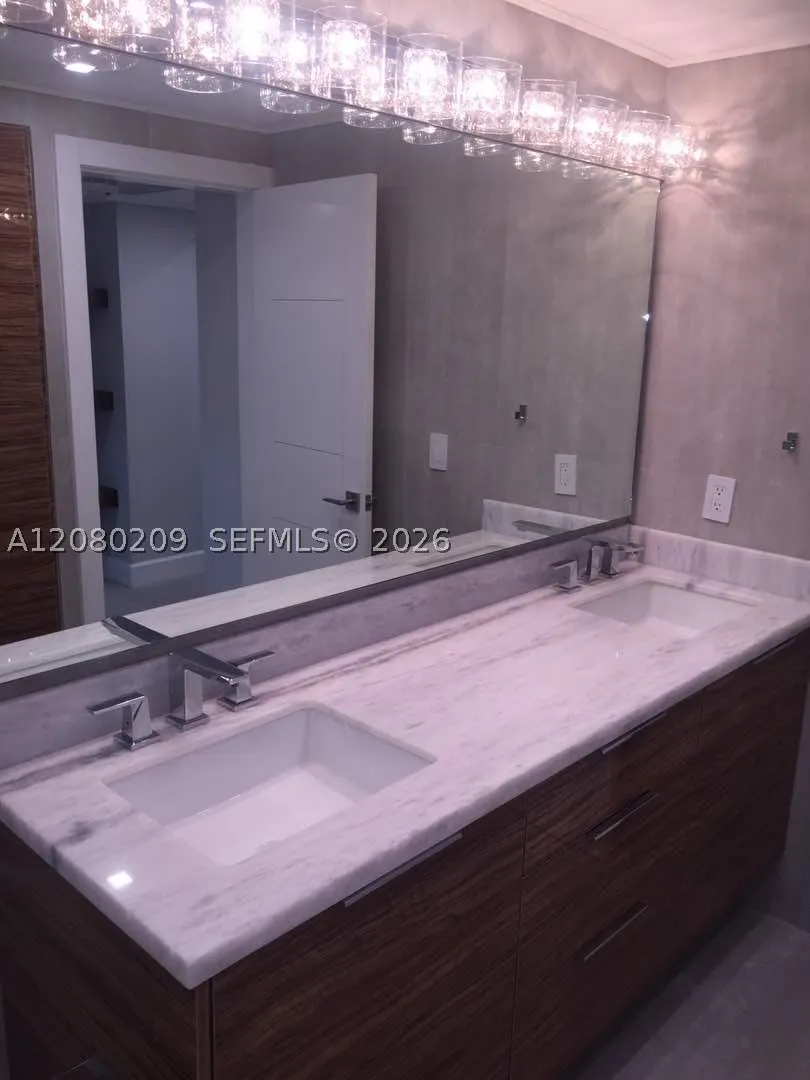 9801 Collins Ave #12Q