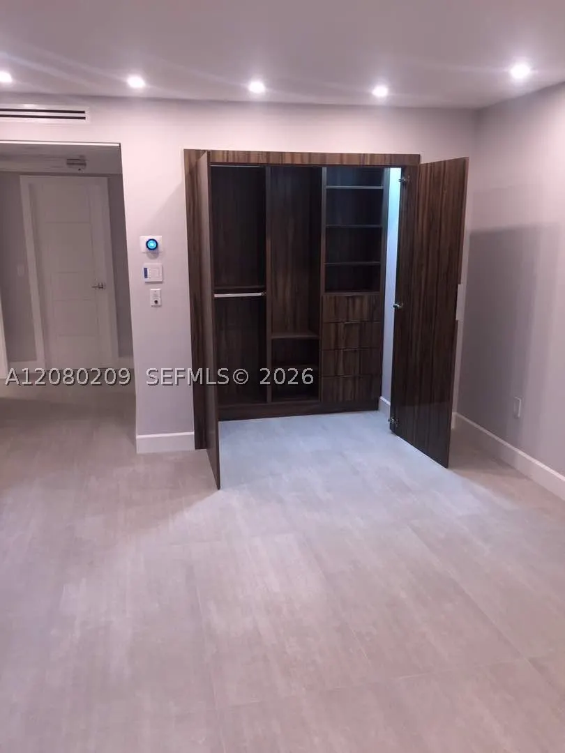 9801 Collins Ave #12Q