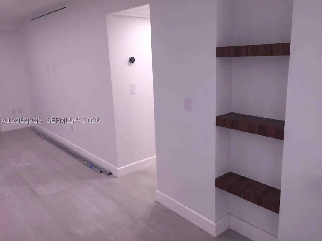 9801 Collins Ave #12Q