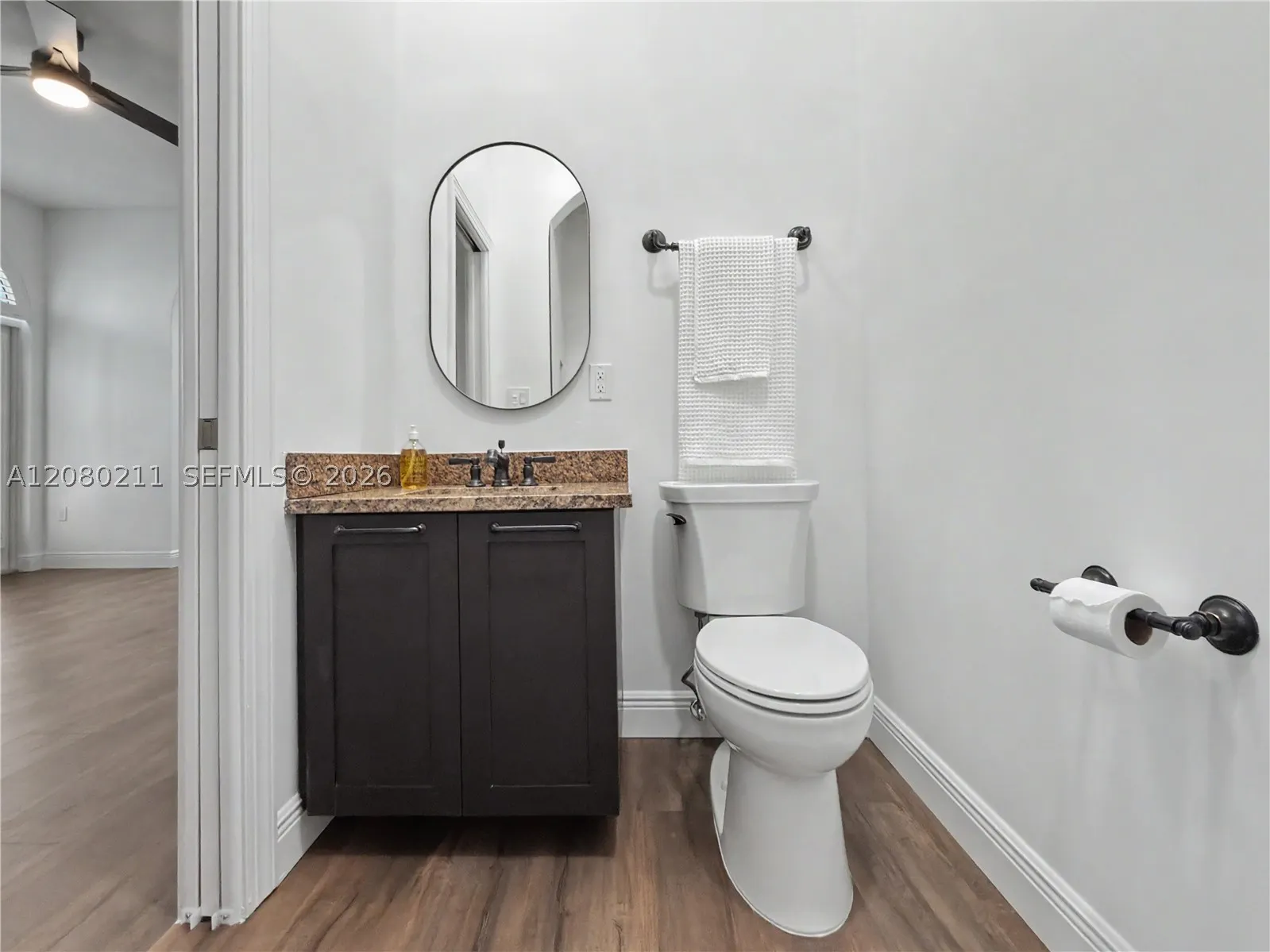 111 Edgewater Dr #3B