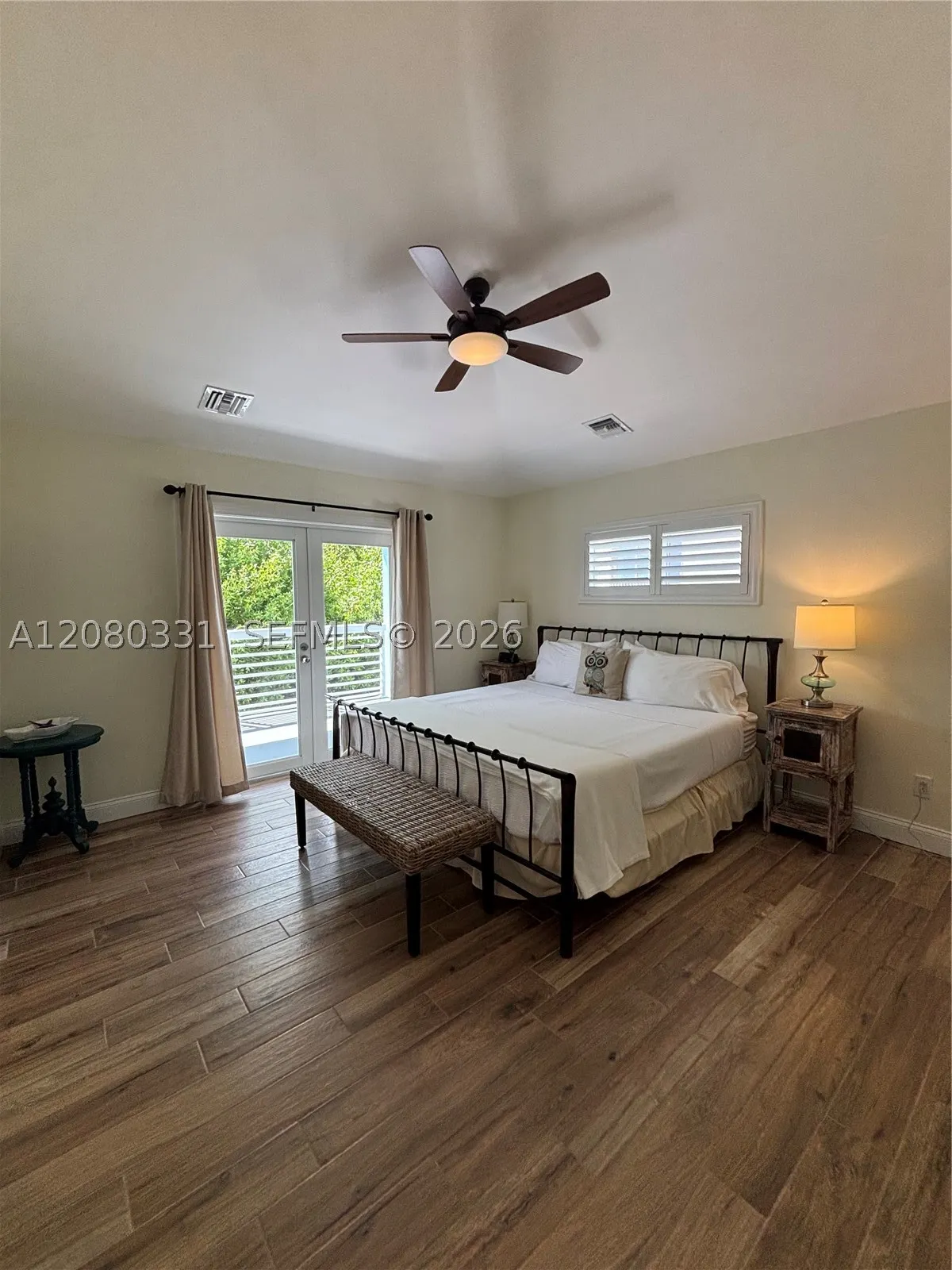 102 Venetian Dr