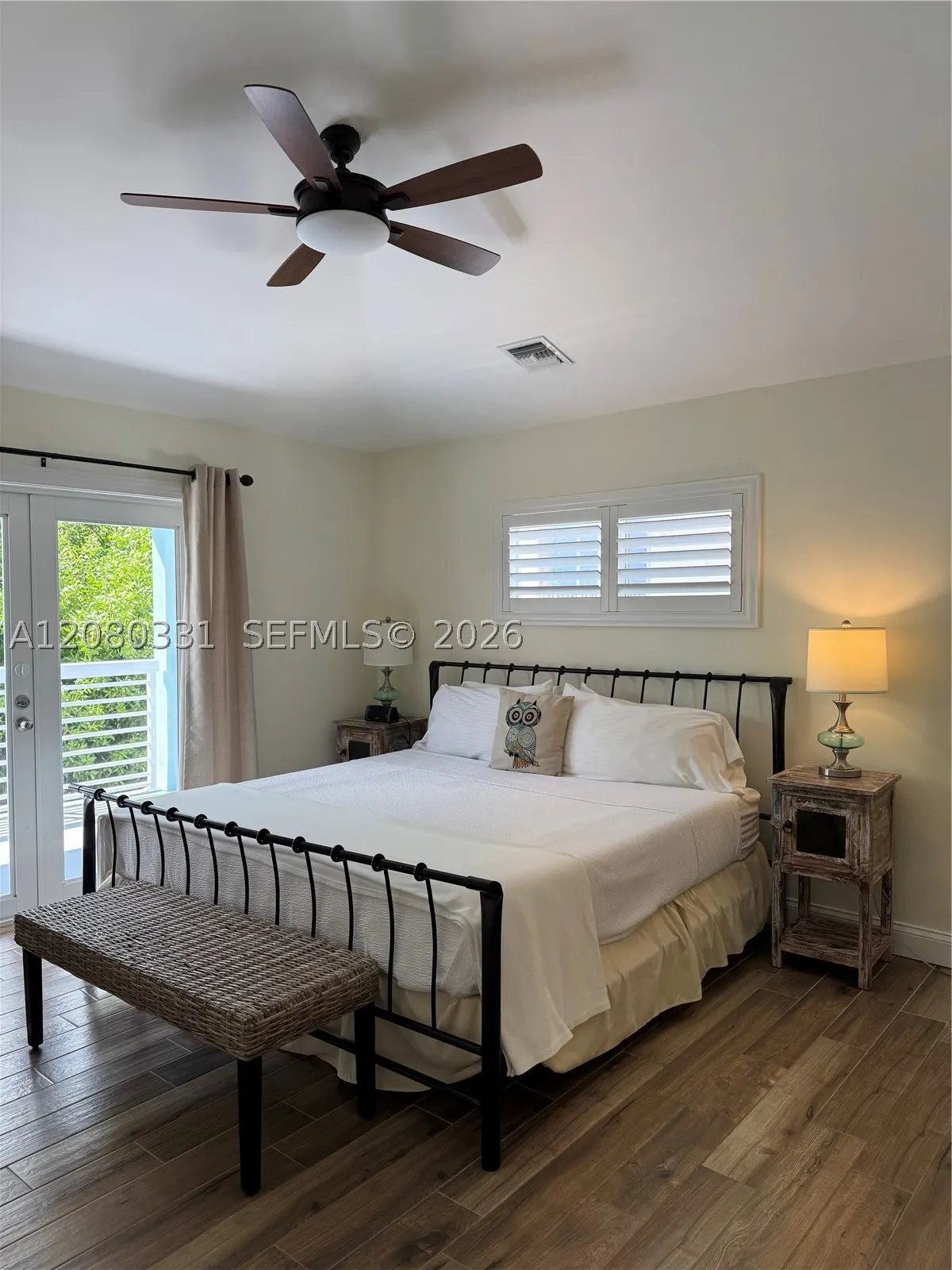102 Venetian Dr