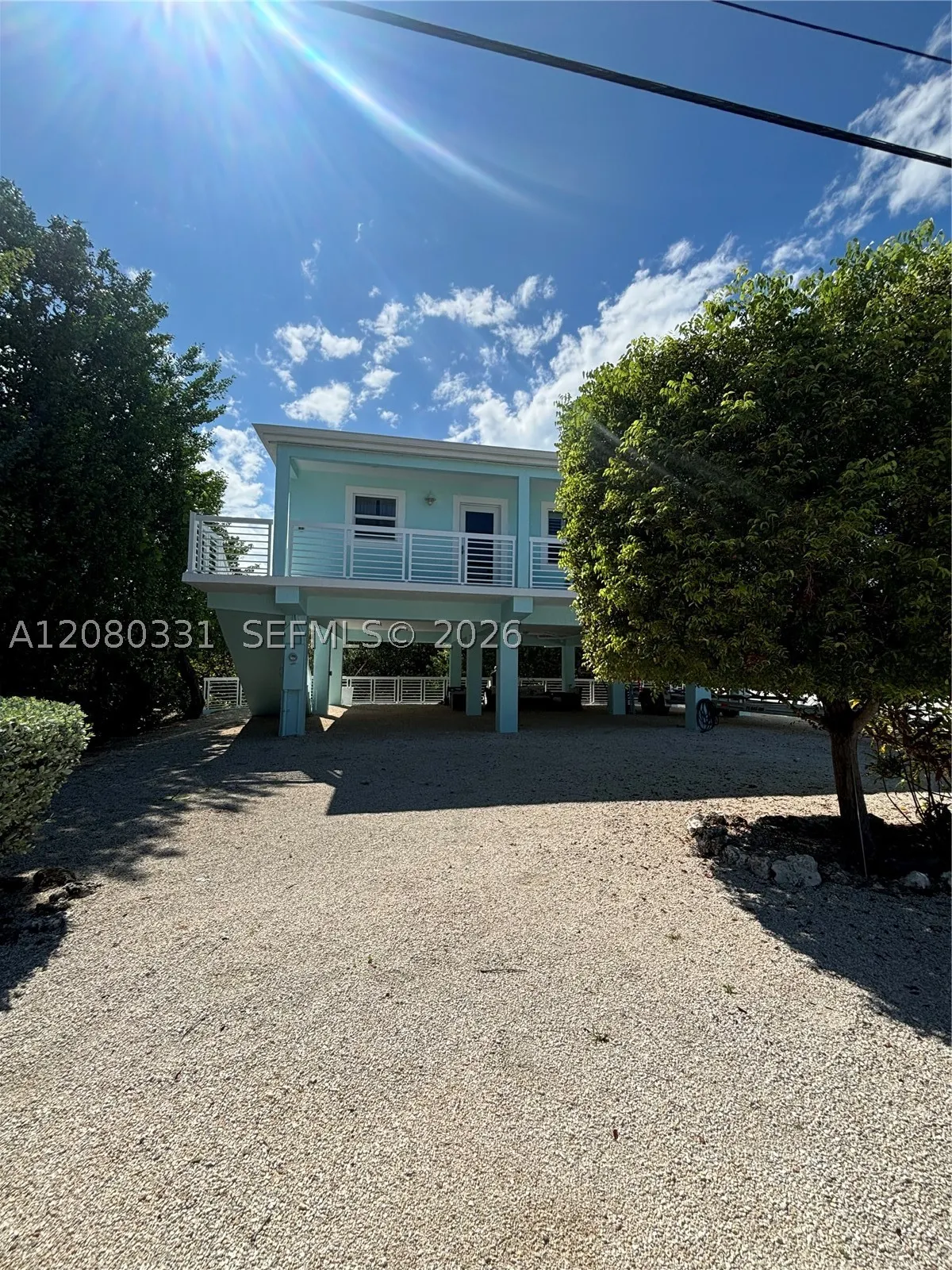 102 Venetian Dr