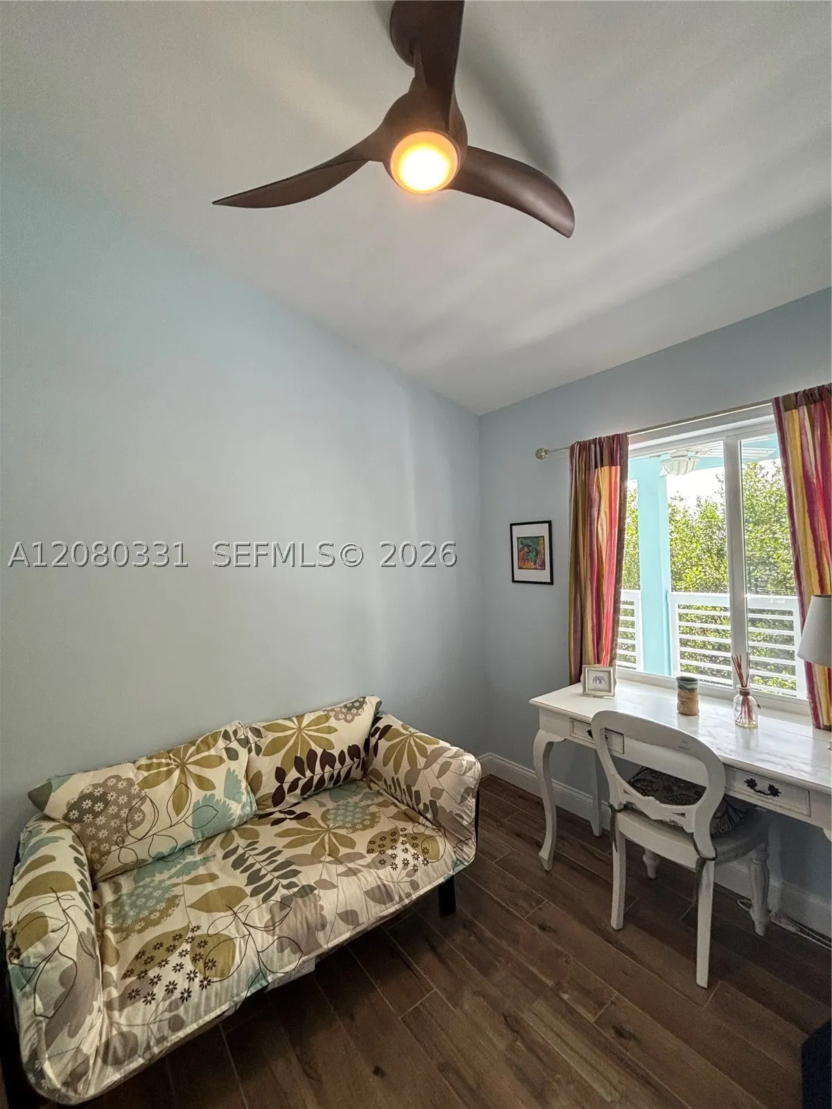 102 Venetian Dr