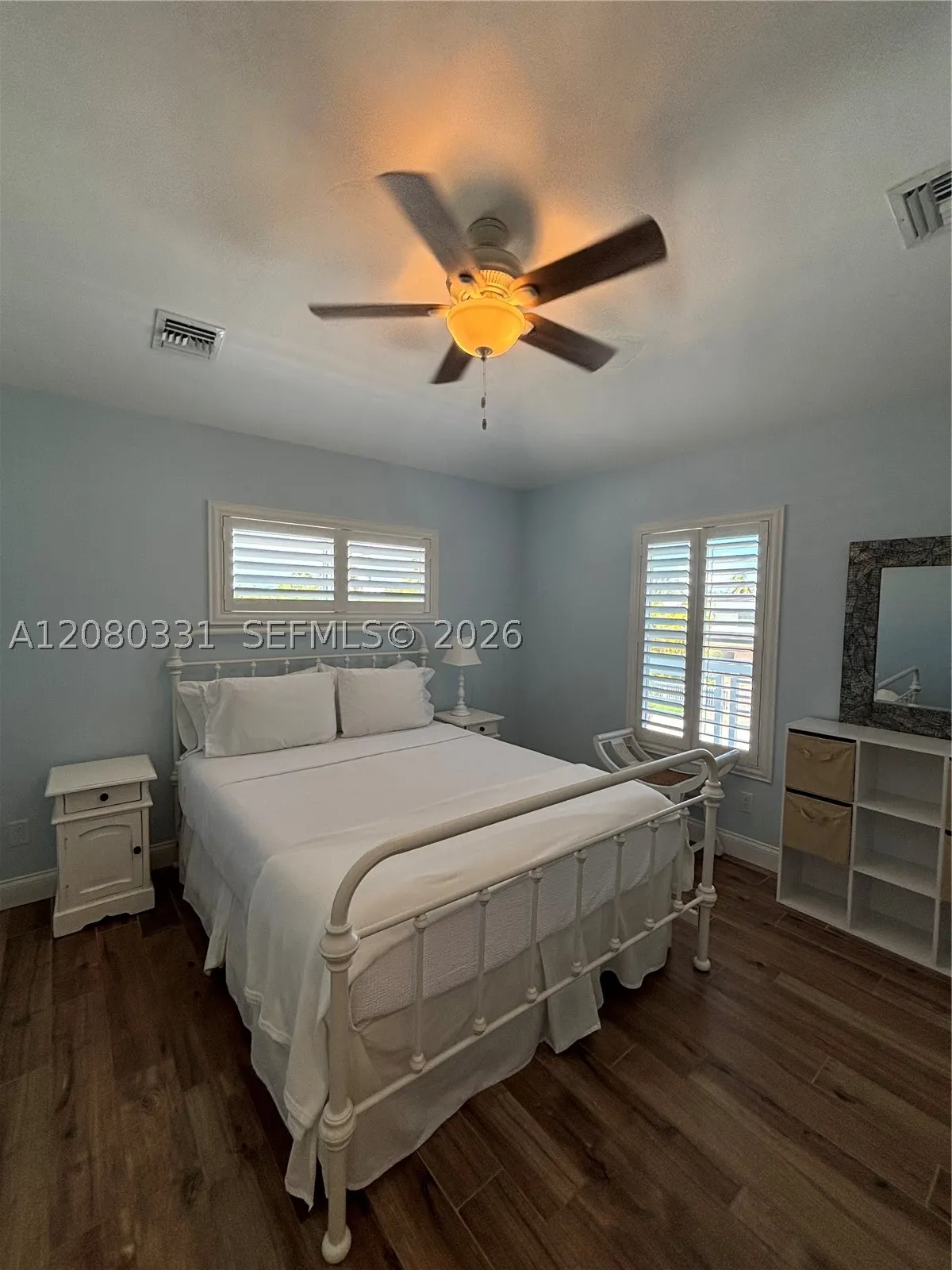 102 Venetian Dr