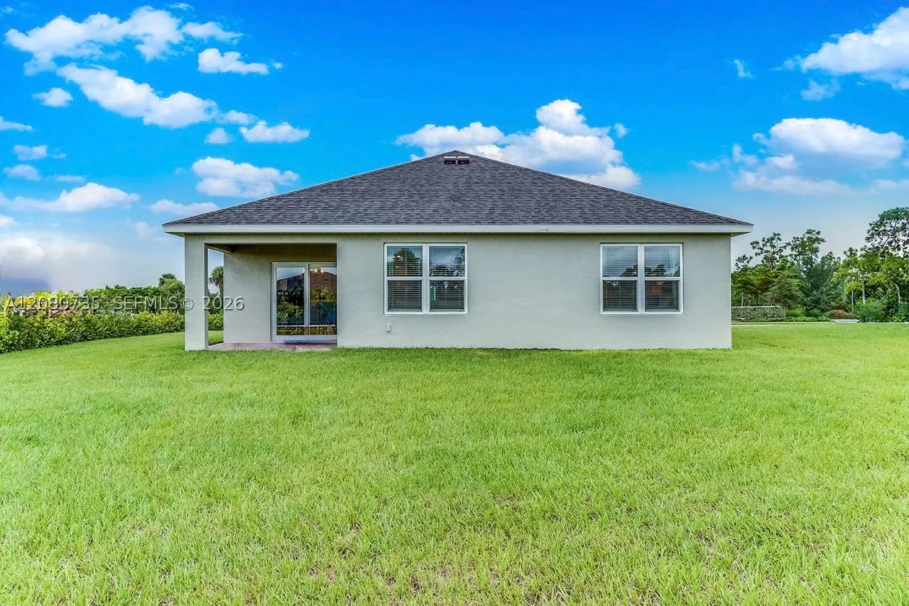 6026 PECAN CIRCLE