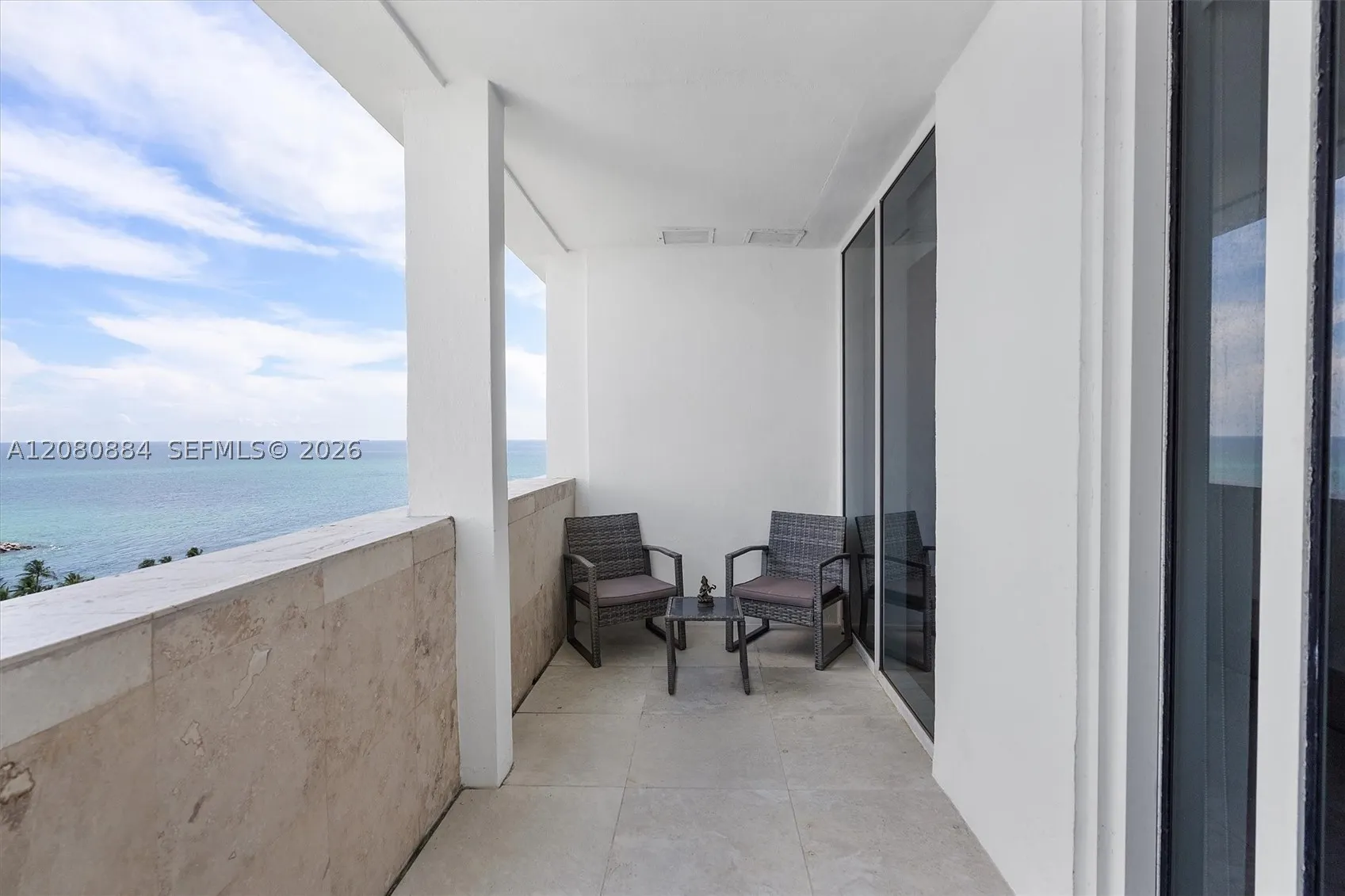 10275 Collins Ave #PH 1502